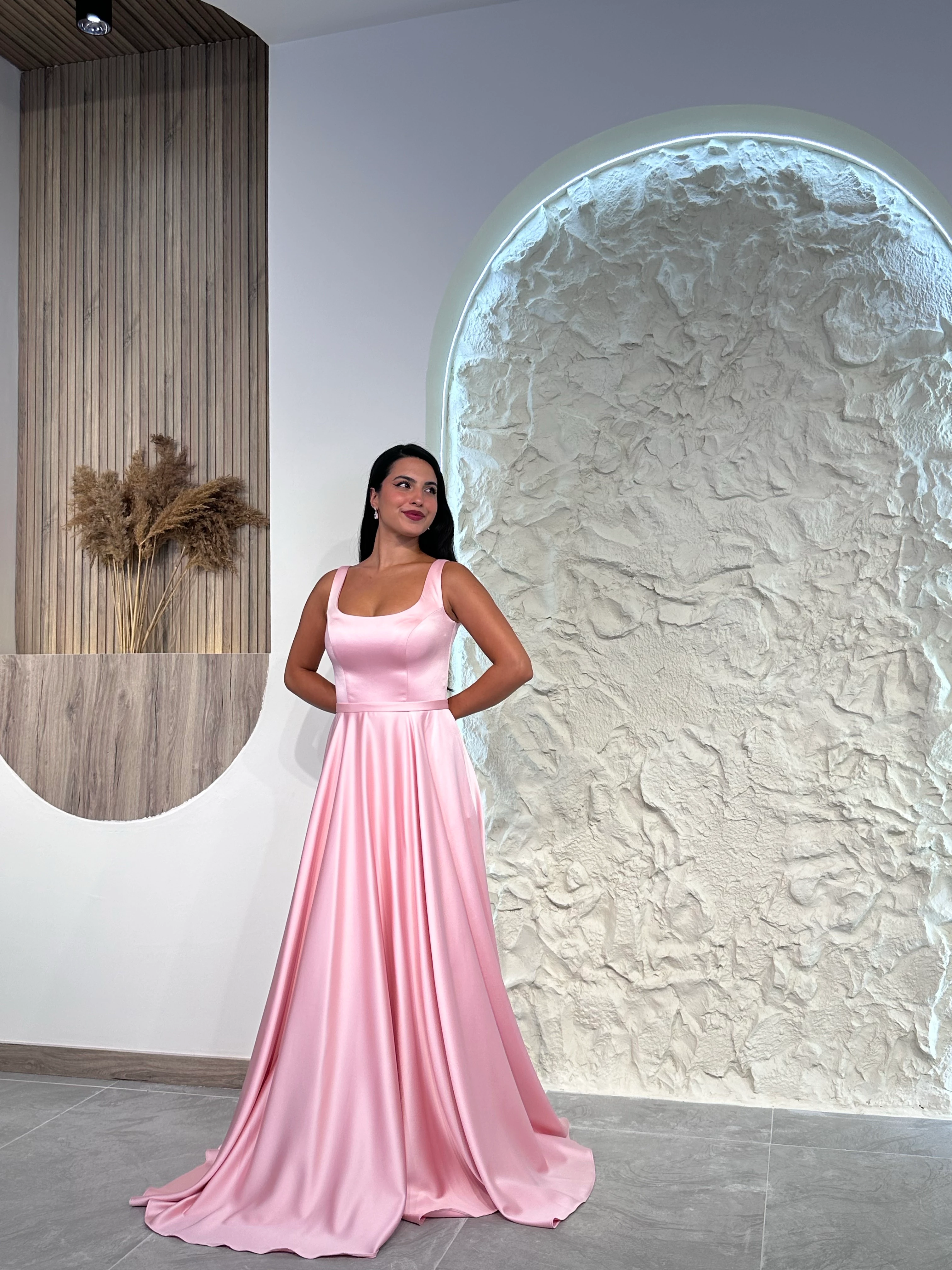 1103 İnce Kemer Detaylı Abiye Elbise