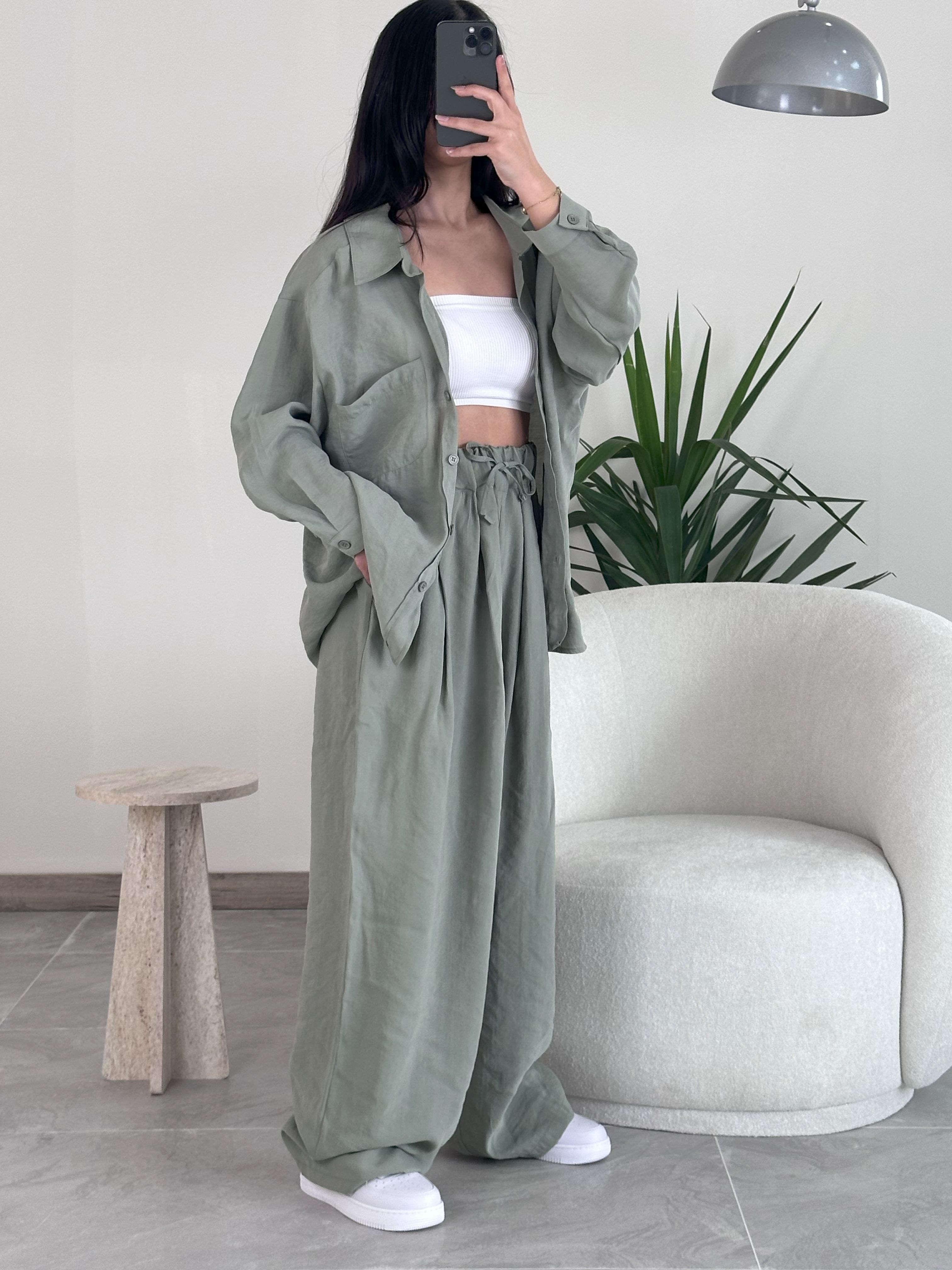 Yeşil Oversize Gömlek ve Lastikli Pantolon Takım 1020