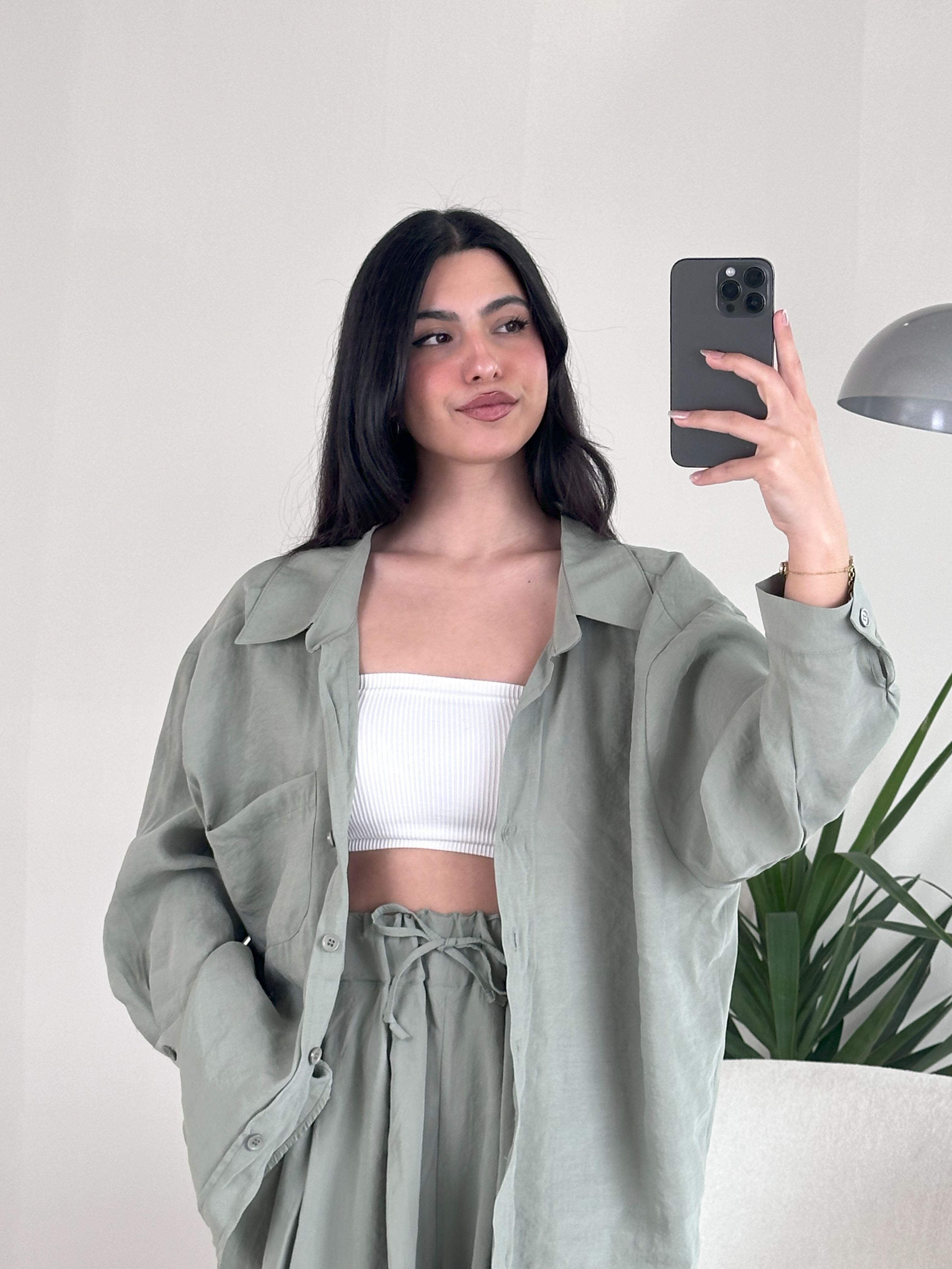 Yeşil Oversize Gömlek ve Lastikli Pantolon Takım 1020