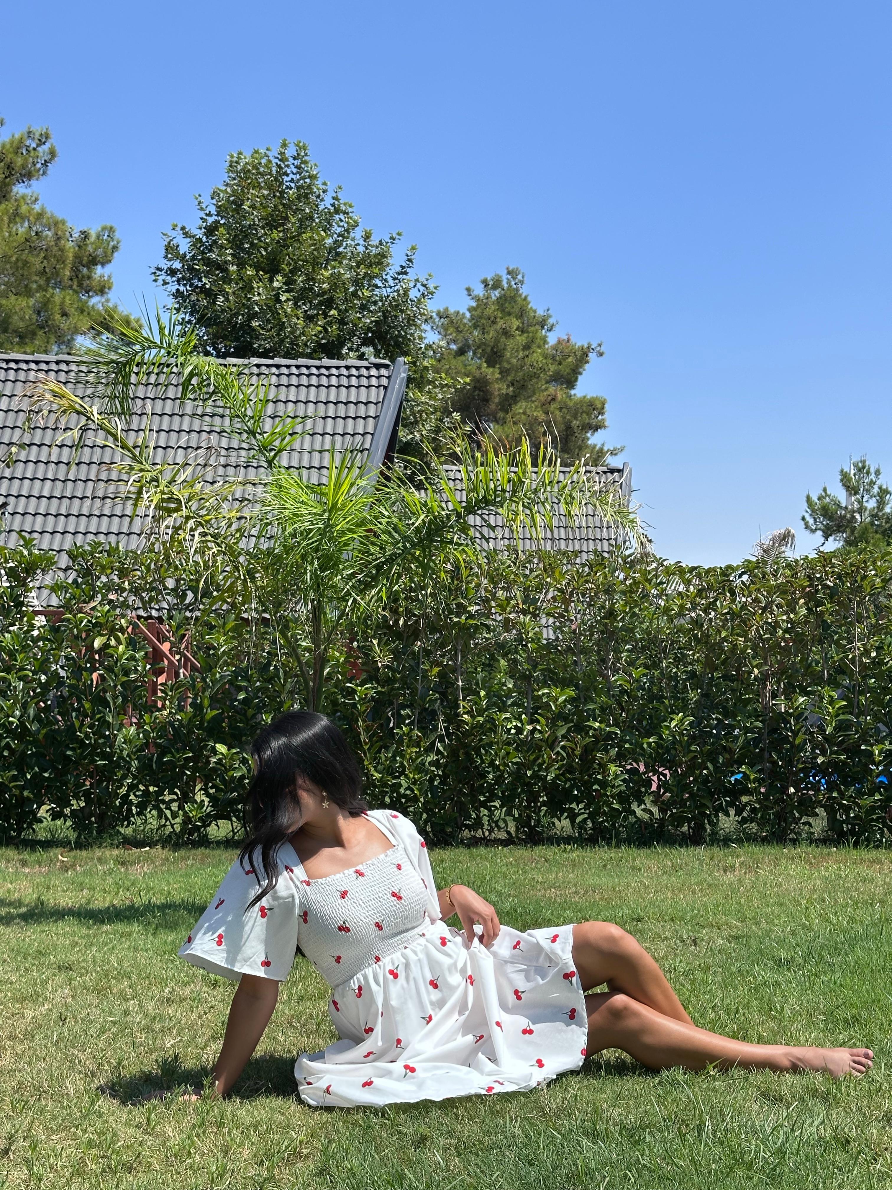 Beyaz 2101 Kirazlı Sundress Elbise