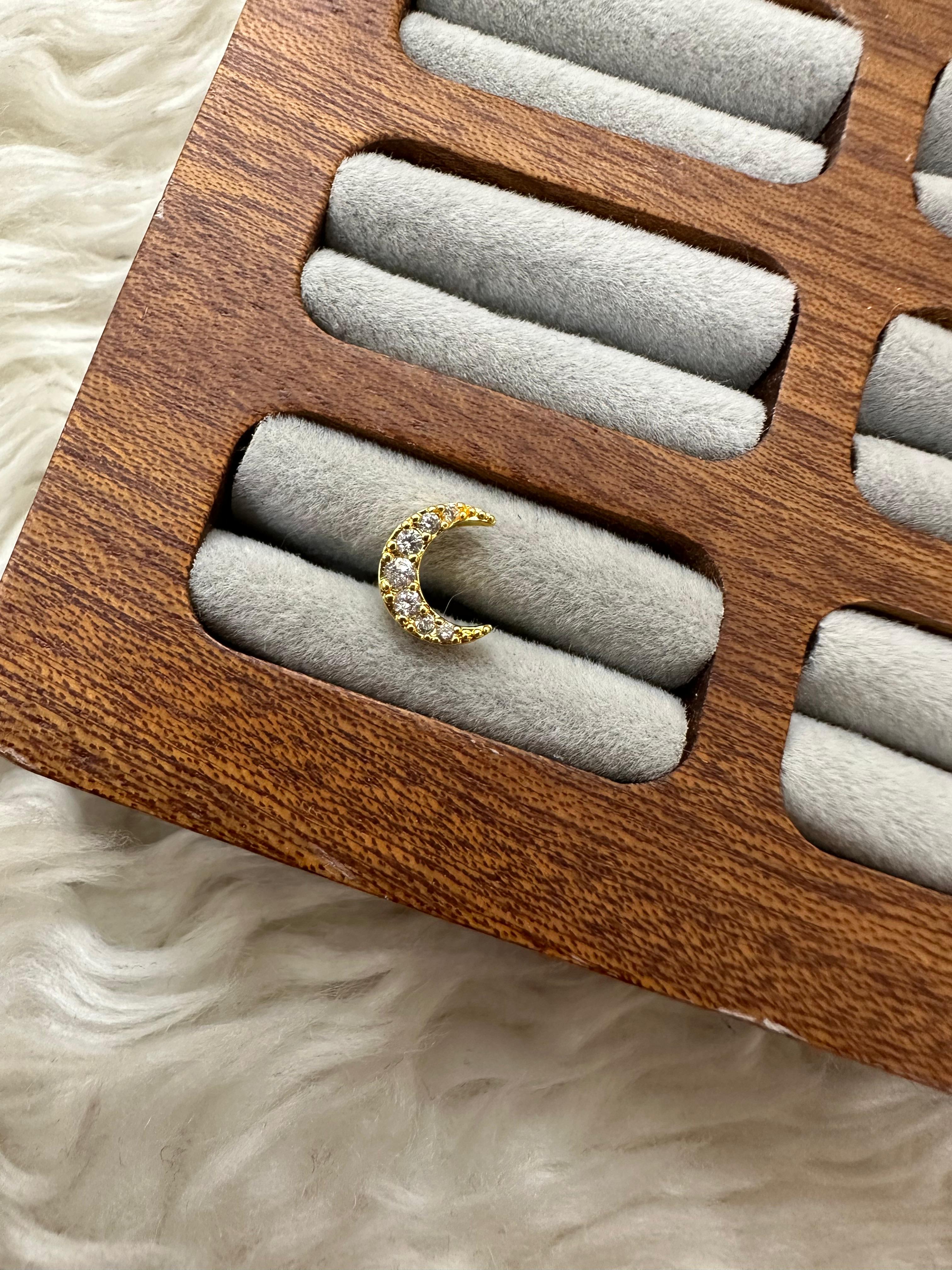 🌙💰✨ BEREKETLİ PARLAKLIK: GOLD HİLAL PIERCING 