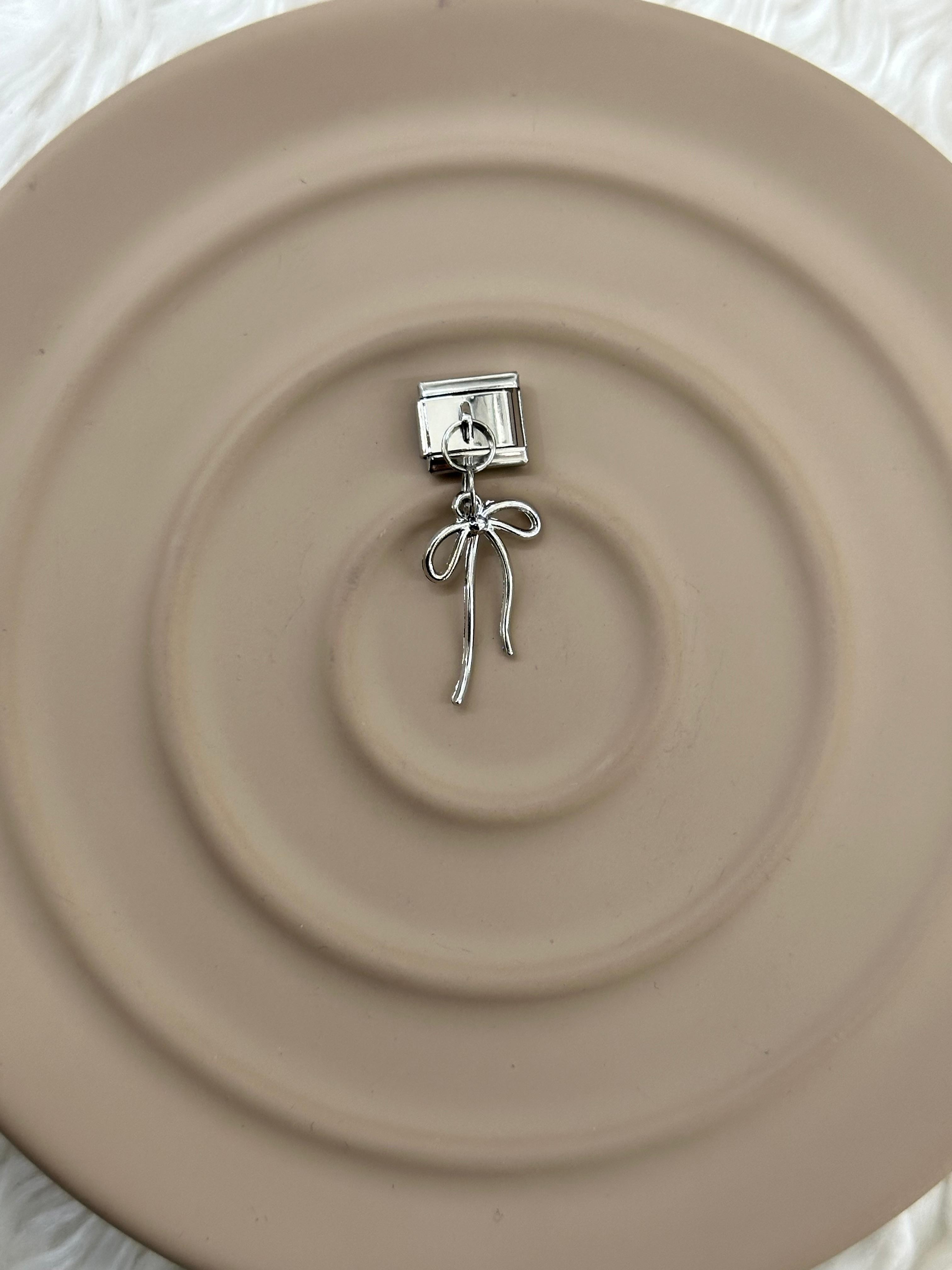 Nomination Charm
