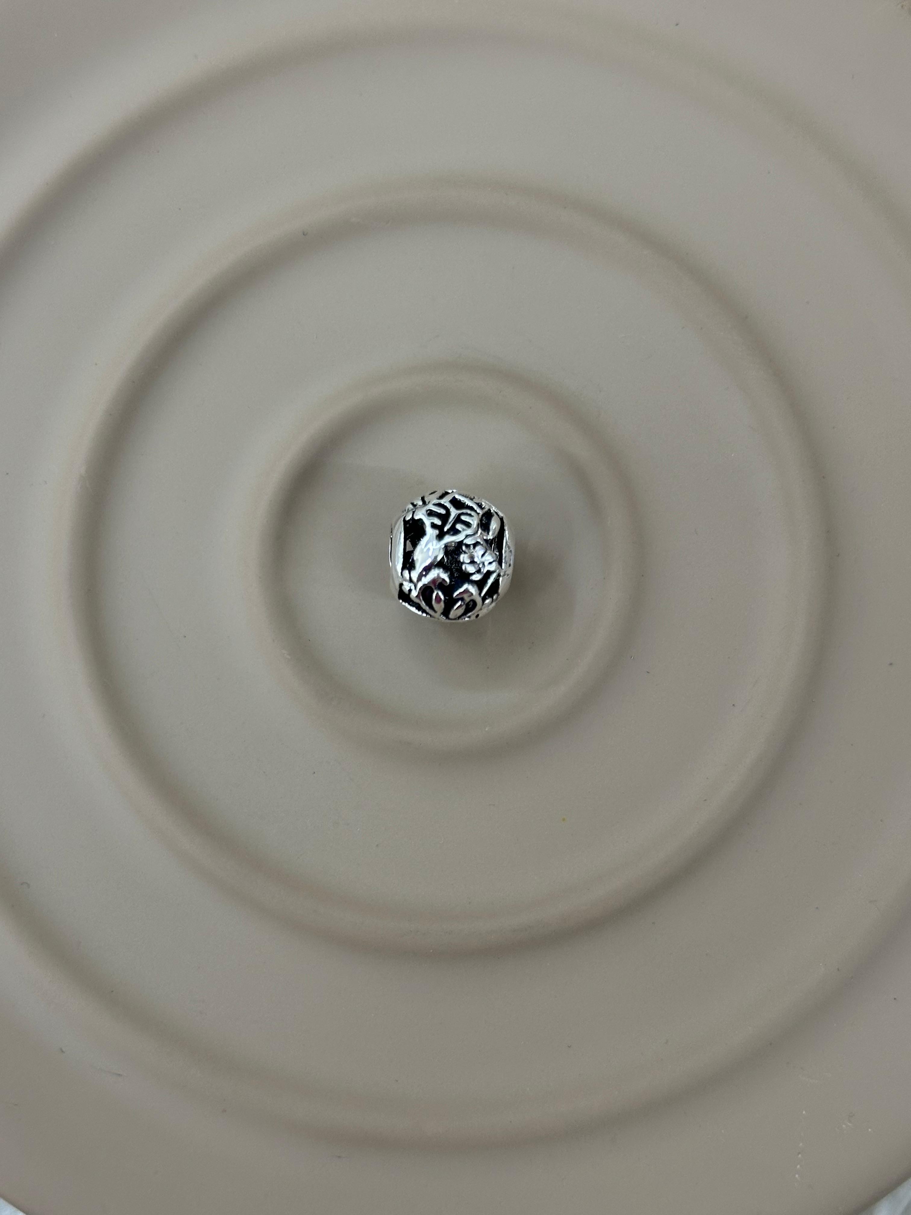 Vintage Filigran Charm