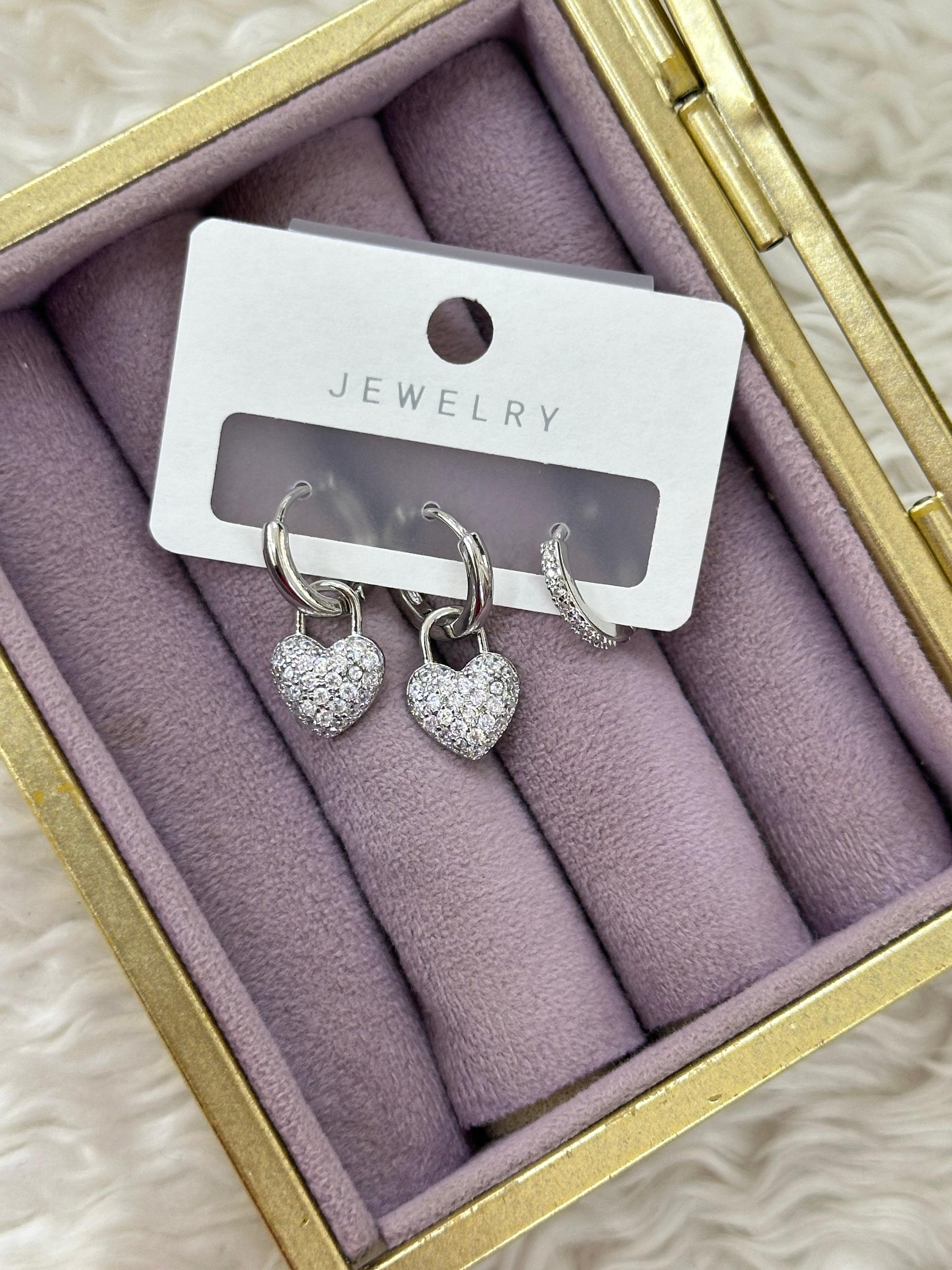 “Aşk Işıltısı Üçlü Küpe Seti – Silver”