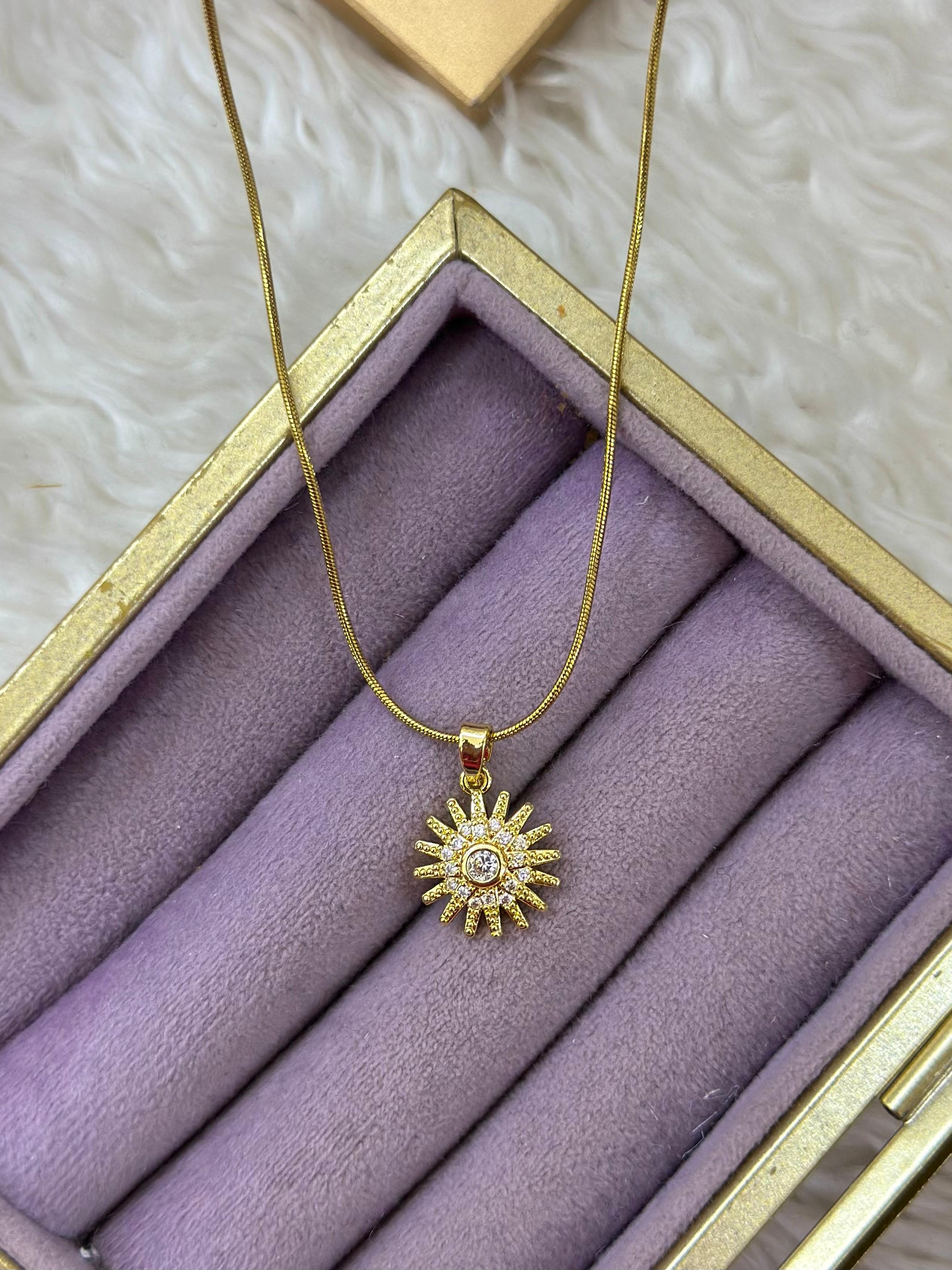 Güneş Işığı Gold Kolye! ☀️✨ 