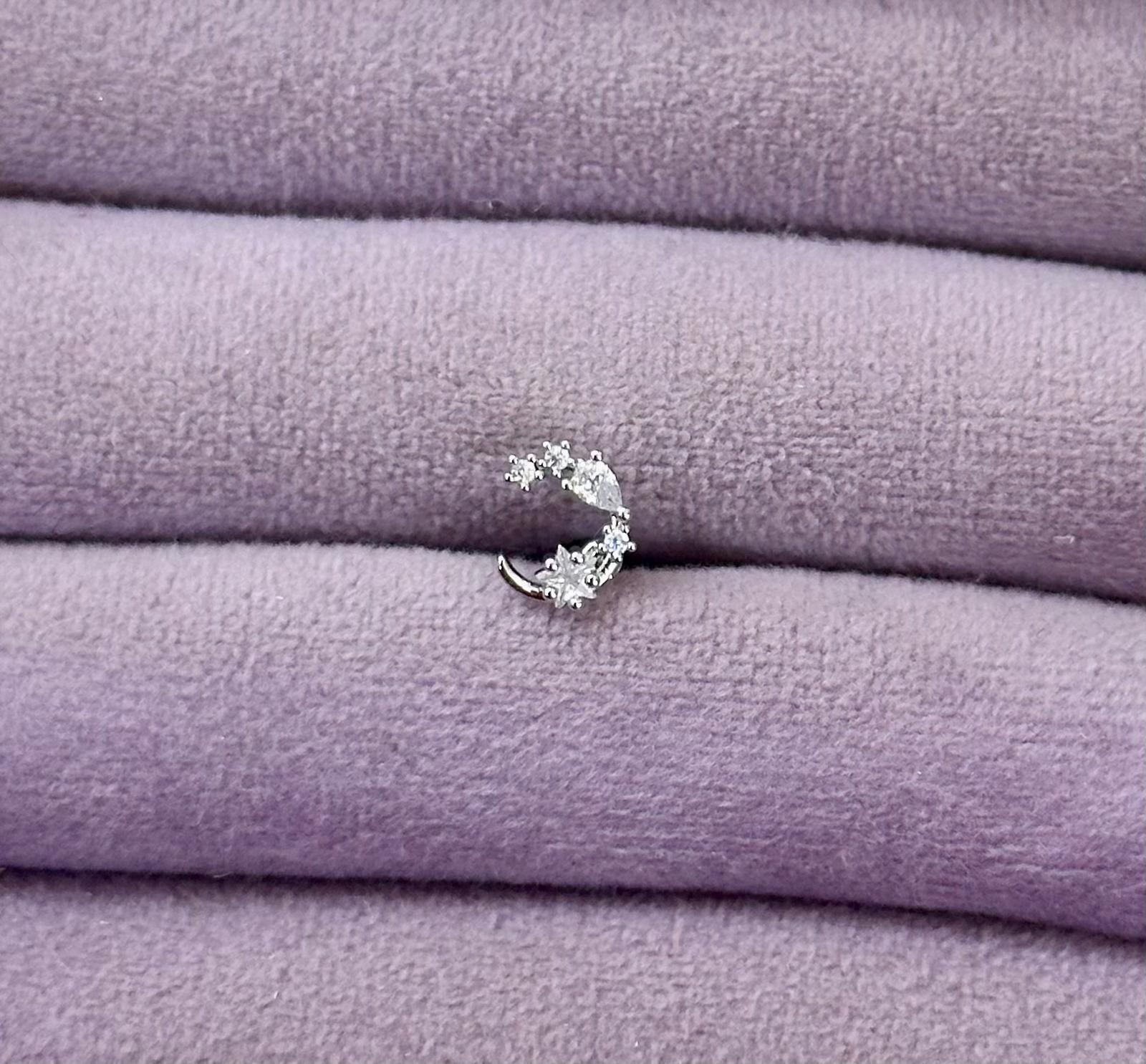 Işıltılı Ay ve Yıldızlar Kıkırdak Piercing
