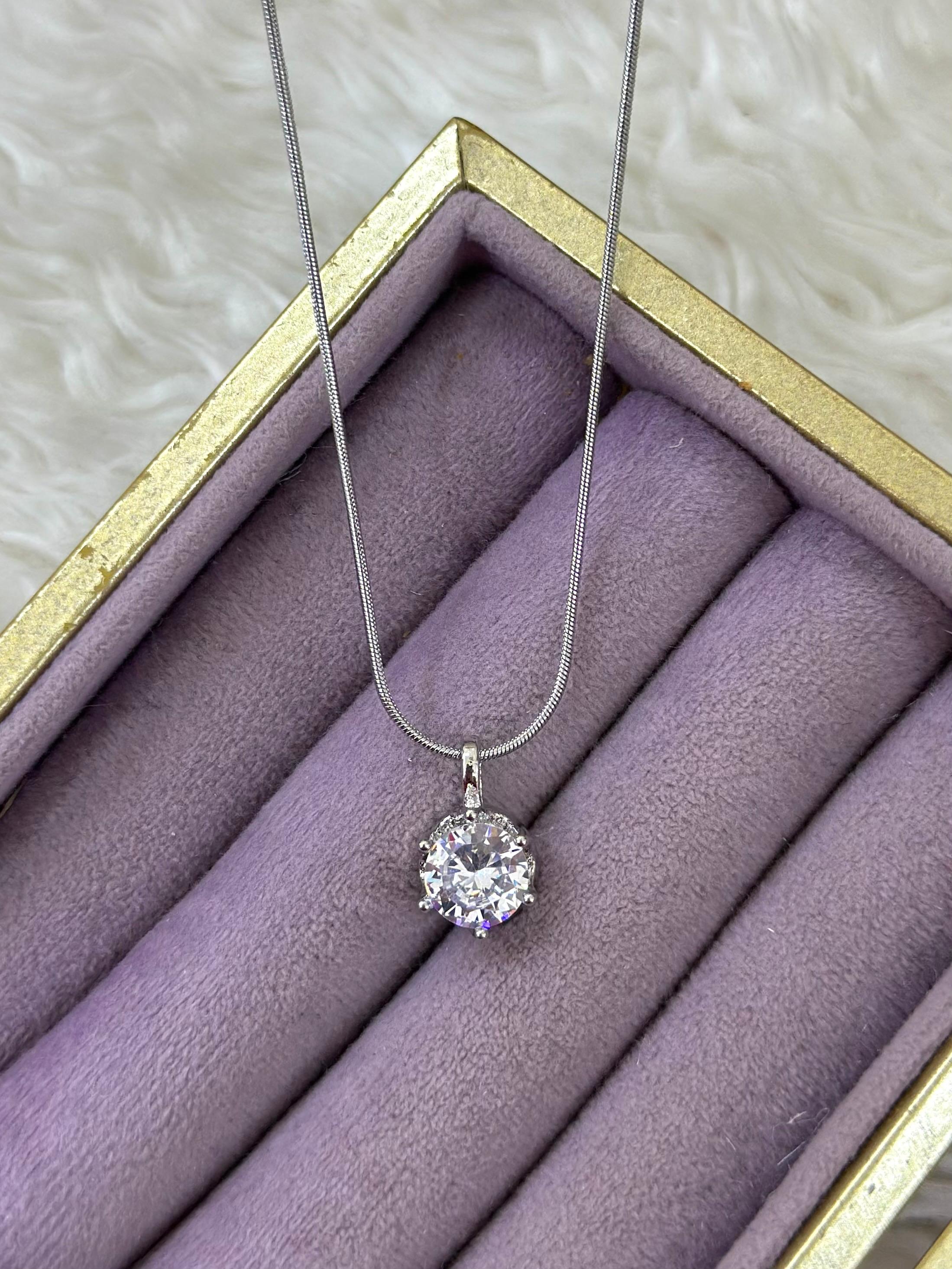 💍 Pırlanta Kesim Tektaş Işıltılı Kolye