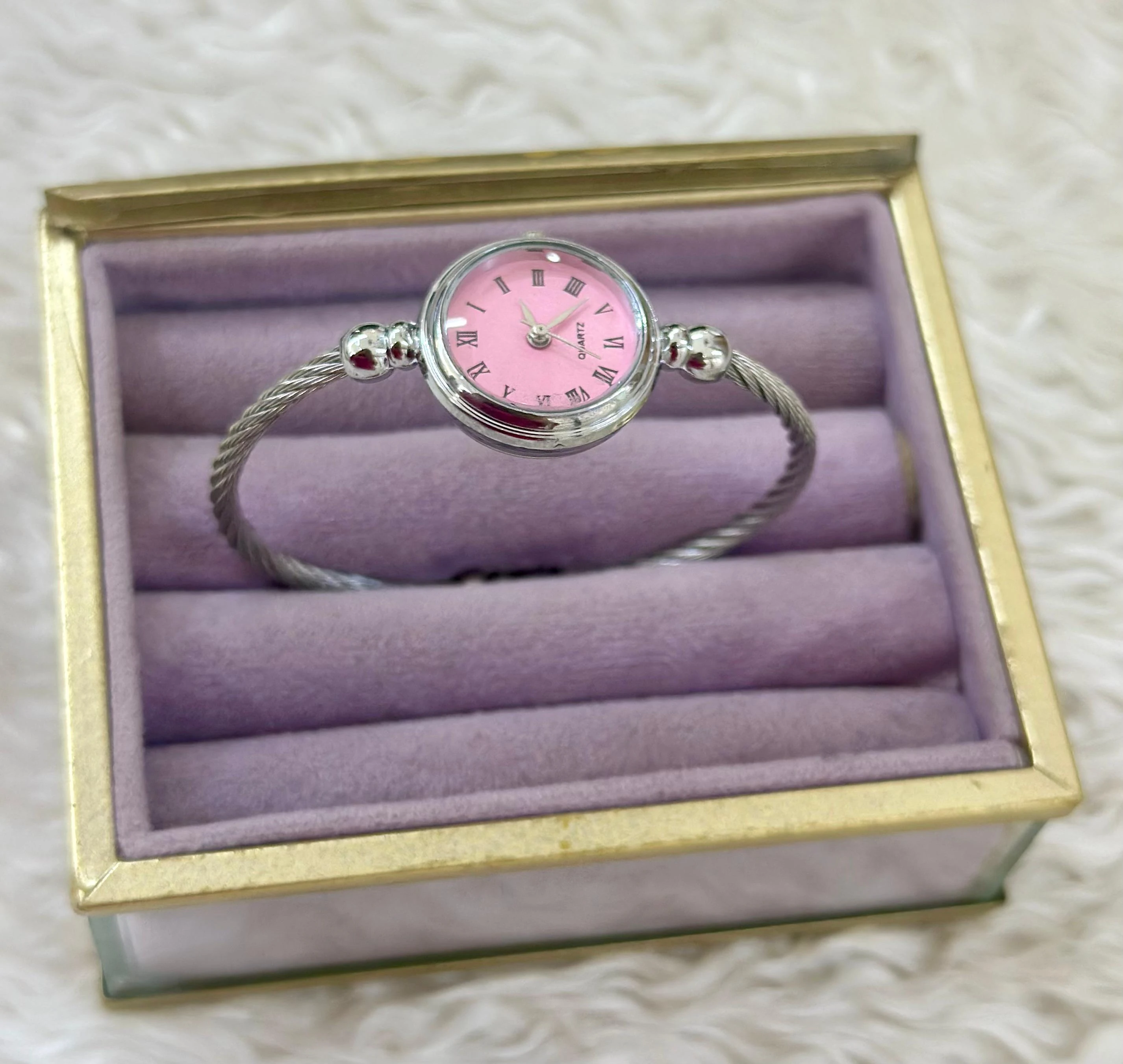 👑 Altın Kalp & Burgu Bilezik Saat 💖