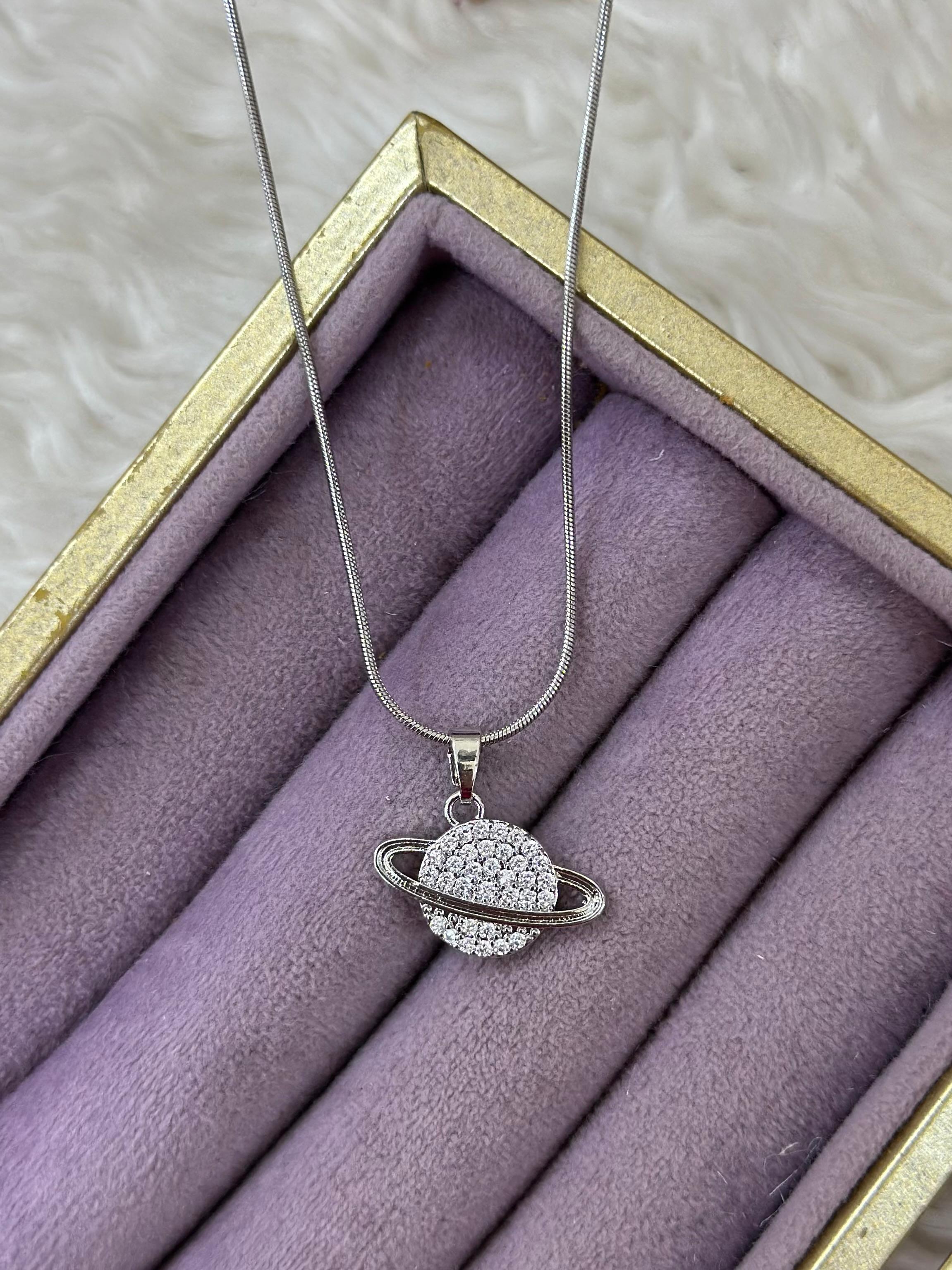 🪐 Taşlı Halkalı Gezegen (Satürn) Kolye