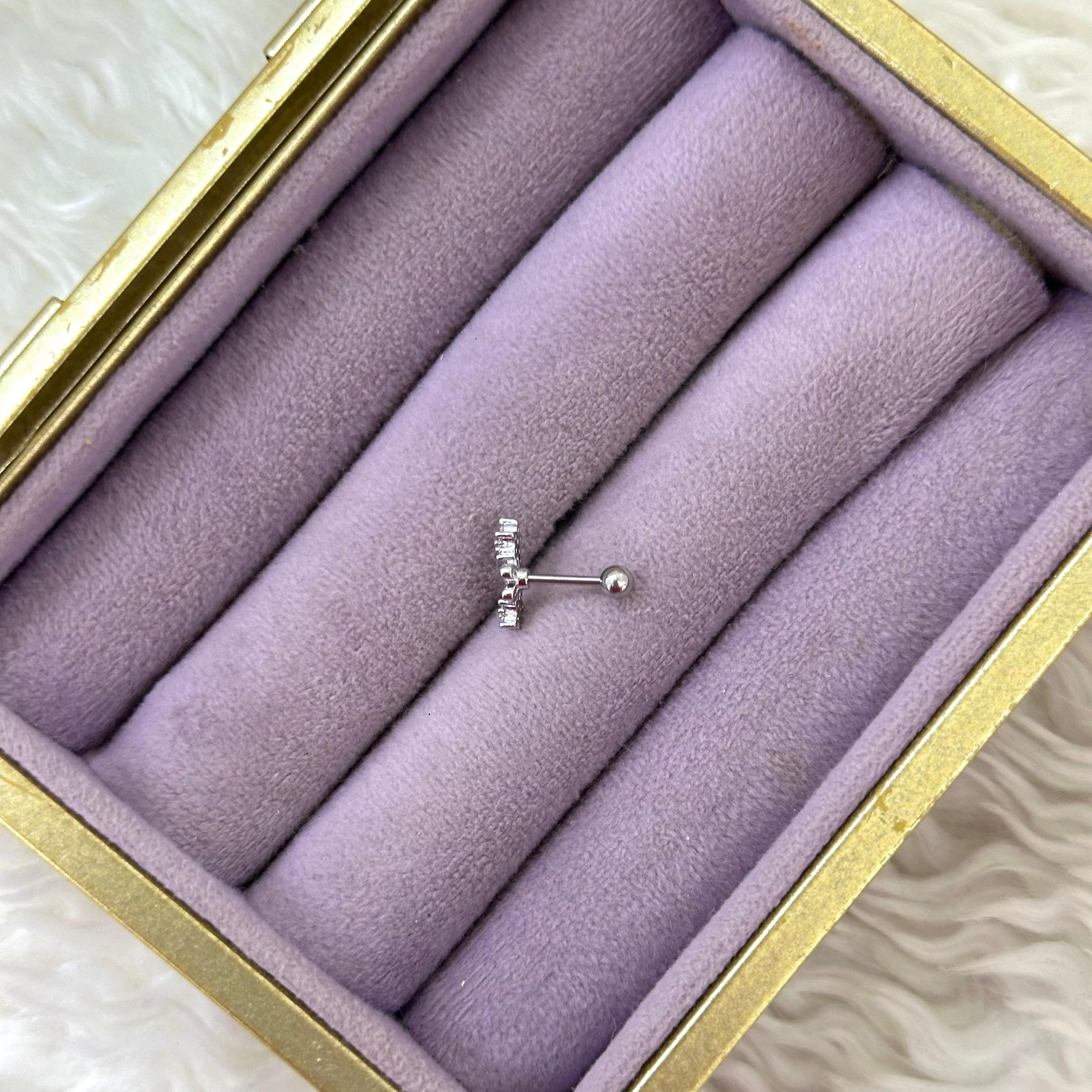 ✨ Fiyonk Çiçek Işıltı Çelik Piercing ✨