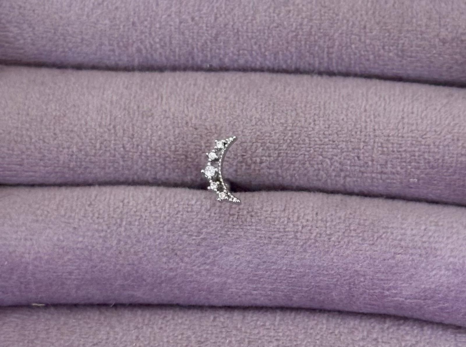 🦋 Mavi Kelebek Piercing