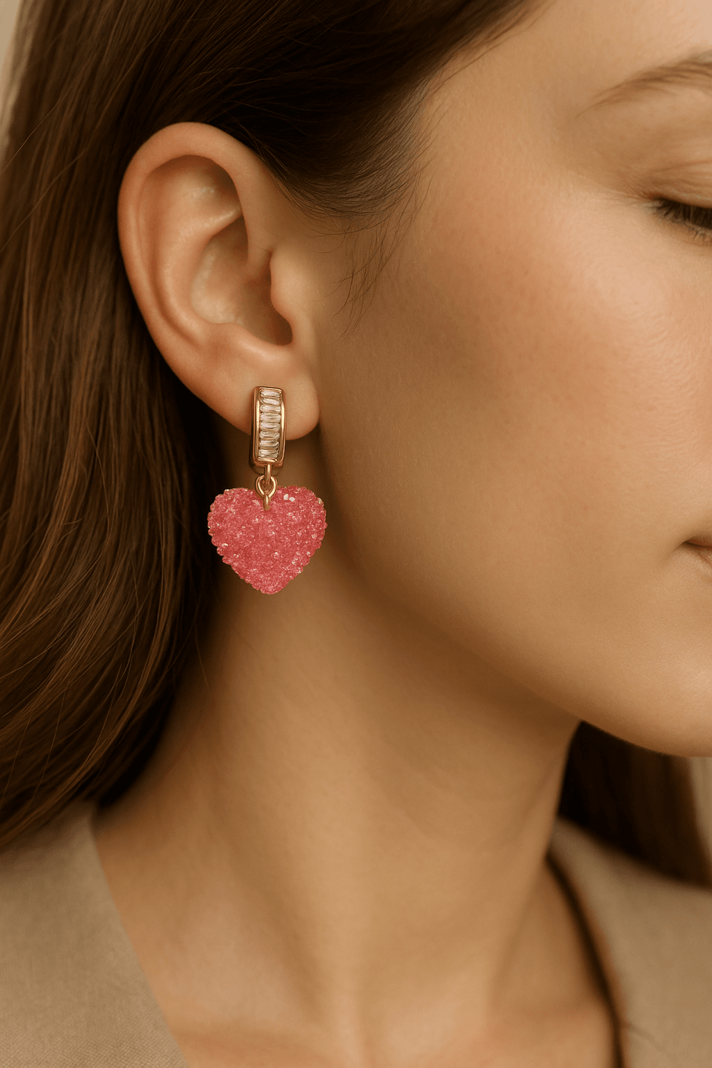 Pembe Kristal Kalp Sallantılı Çelik Küpe