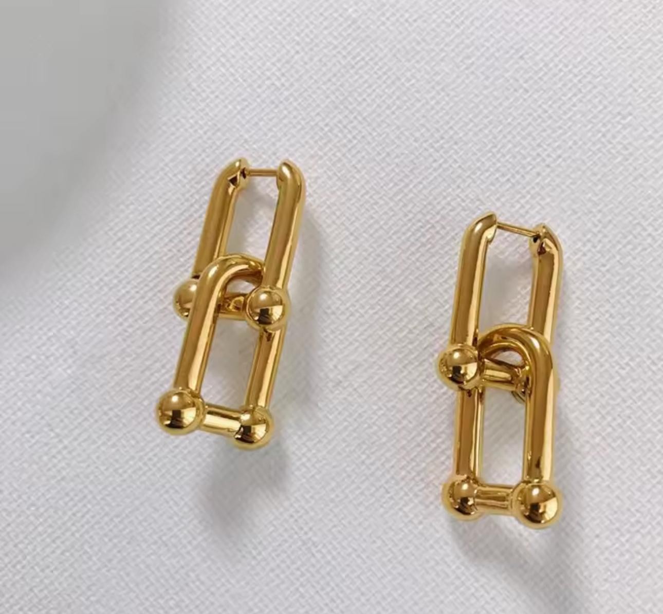 Gold Zincir Halkalı Küpe
