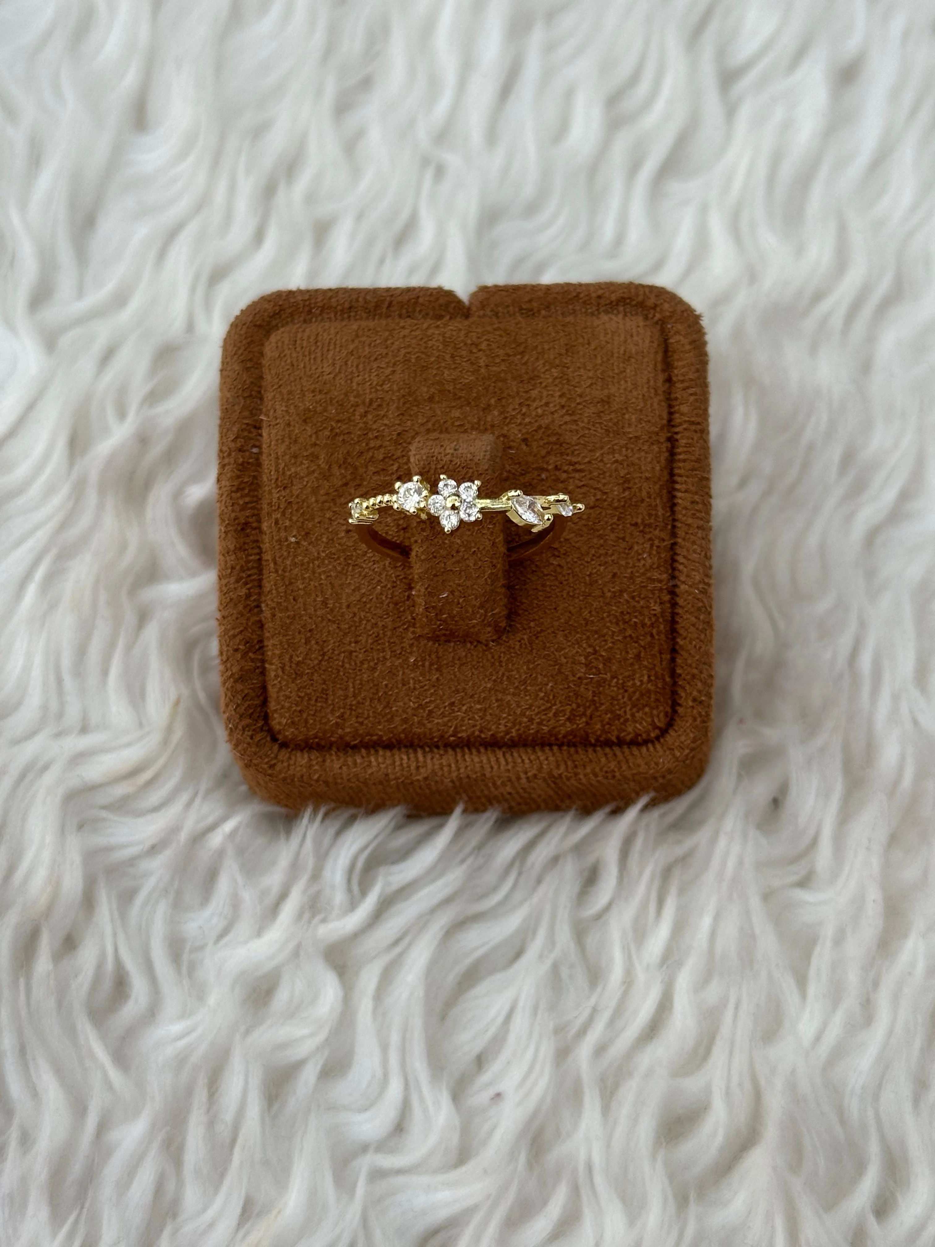 💍 Doğanın Zarif Dokunuşu