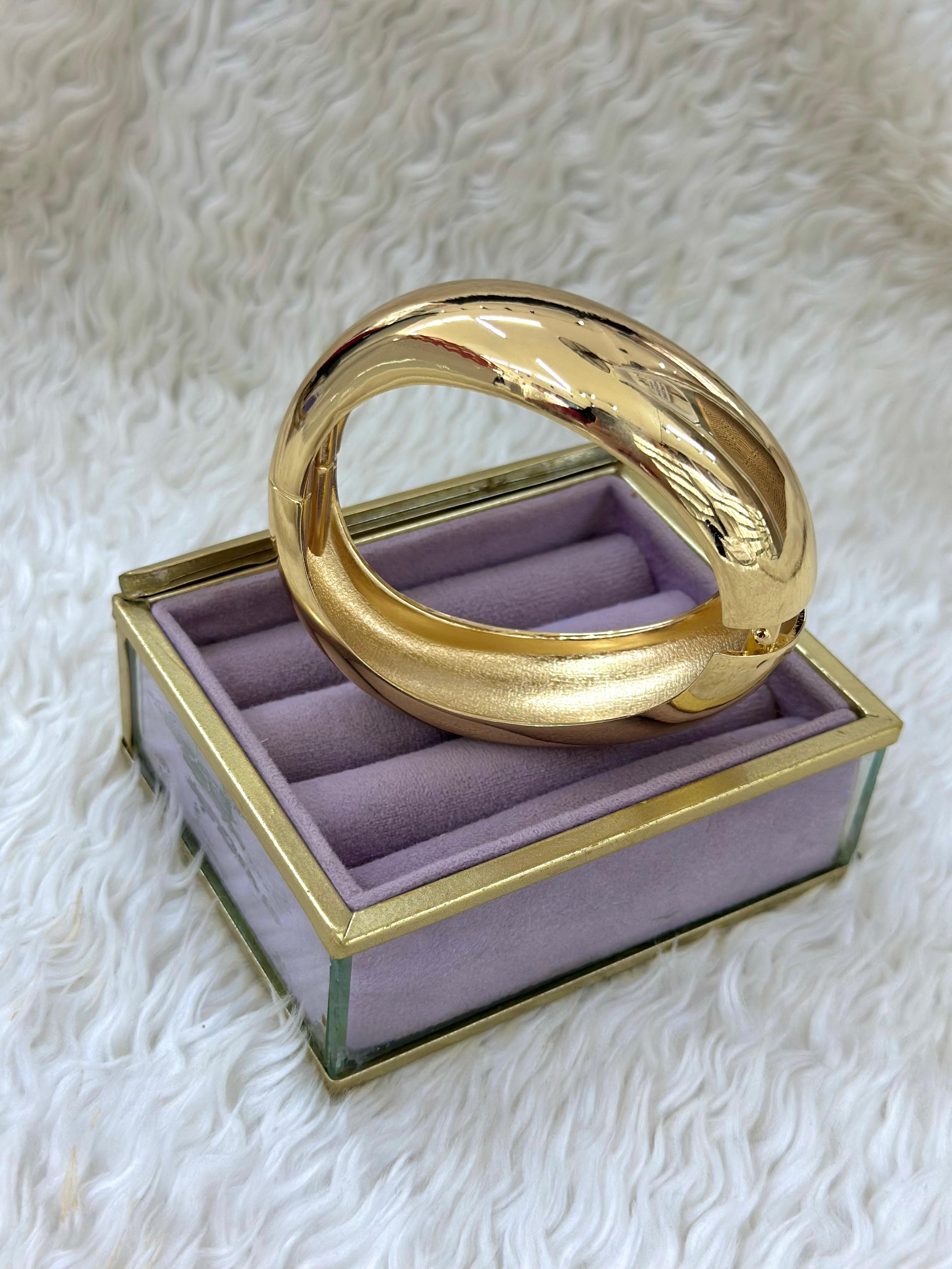 ✨ VIP Oval Altın Bileklik ✨