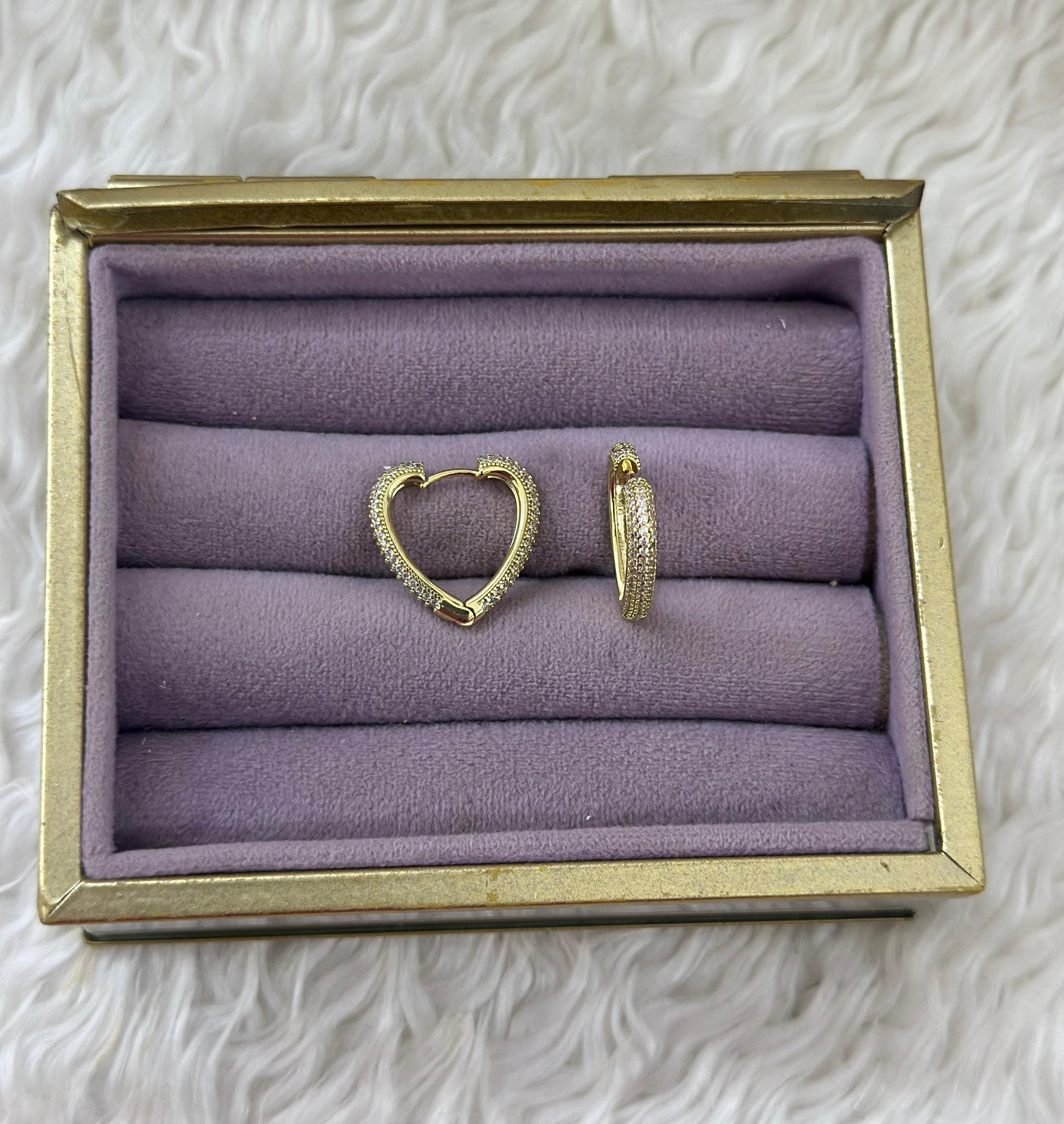 💛💎 Xuping Kalp Formlu Taş Detaylı Gold Küpe ✨🌸