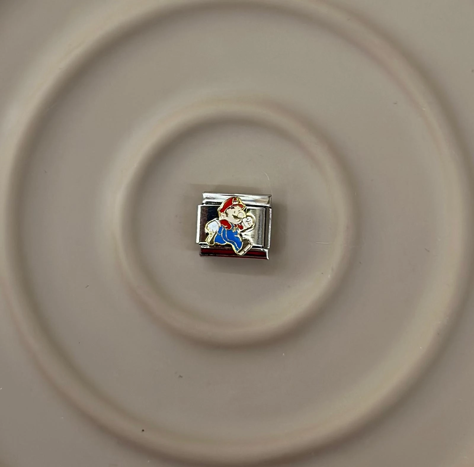 Nomination Charm: İkonik Mario Macerası! 🍄🎮