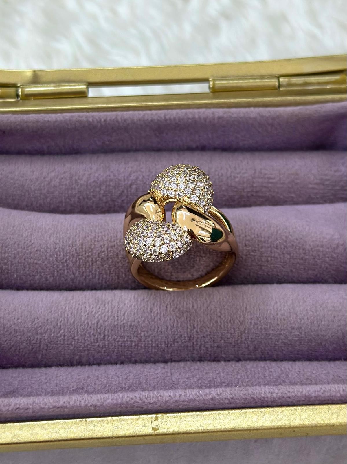 Taşlı Rose Gold Modern Yüzük 8 Numara 