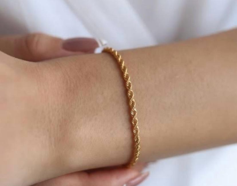 çelik gold sade ve şık burgu bileklik 