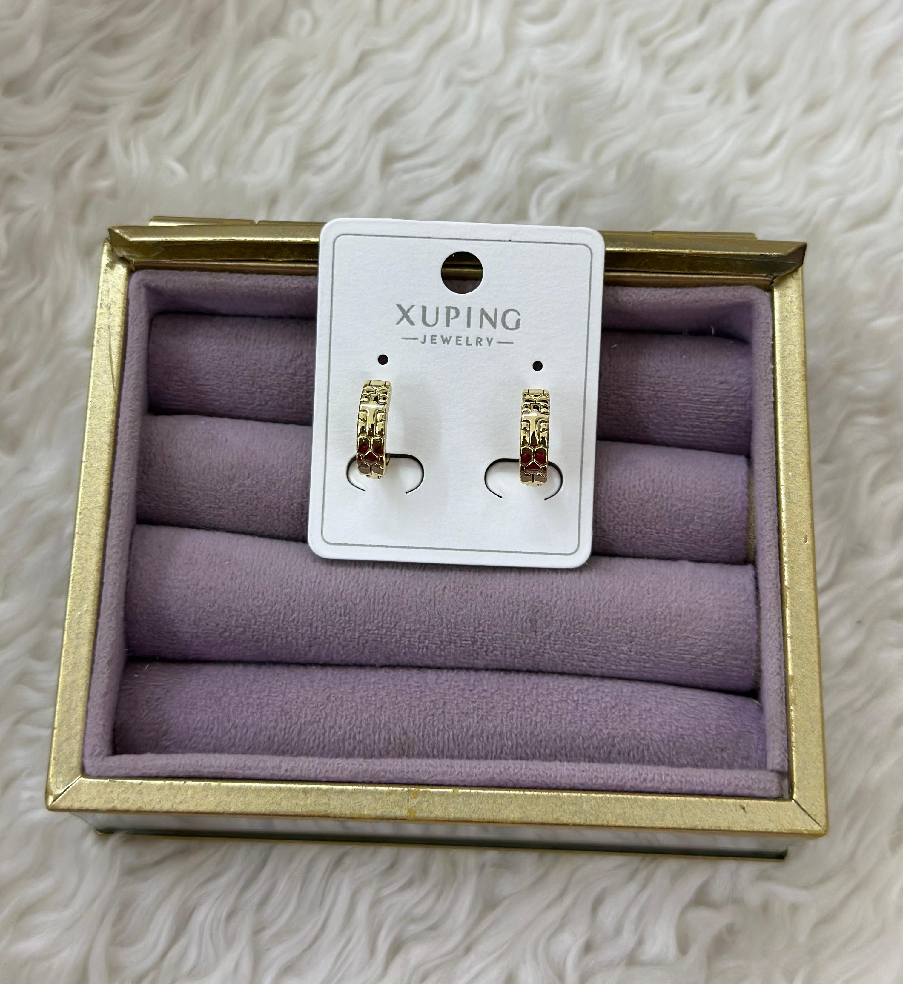 ✨💛 “Zarif Işıltı Xuping Küpe” 💎🌿