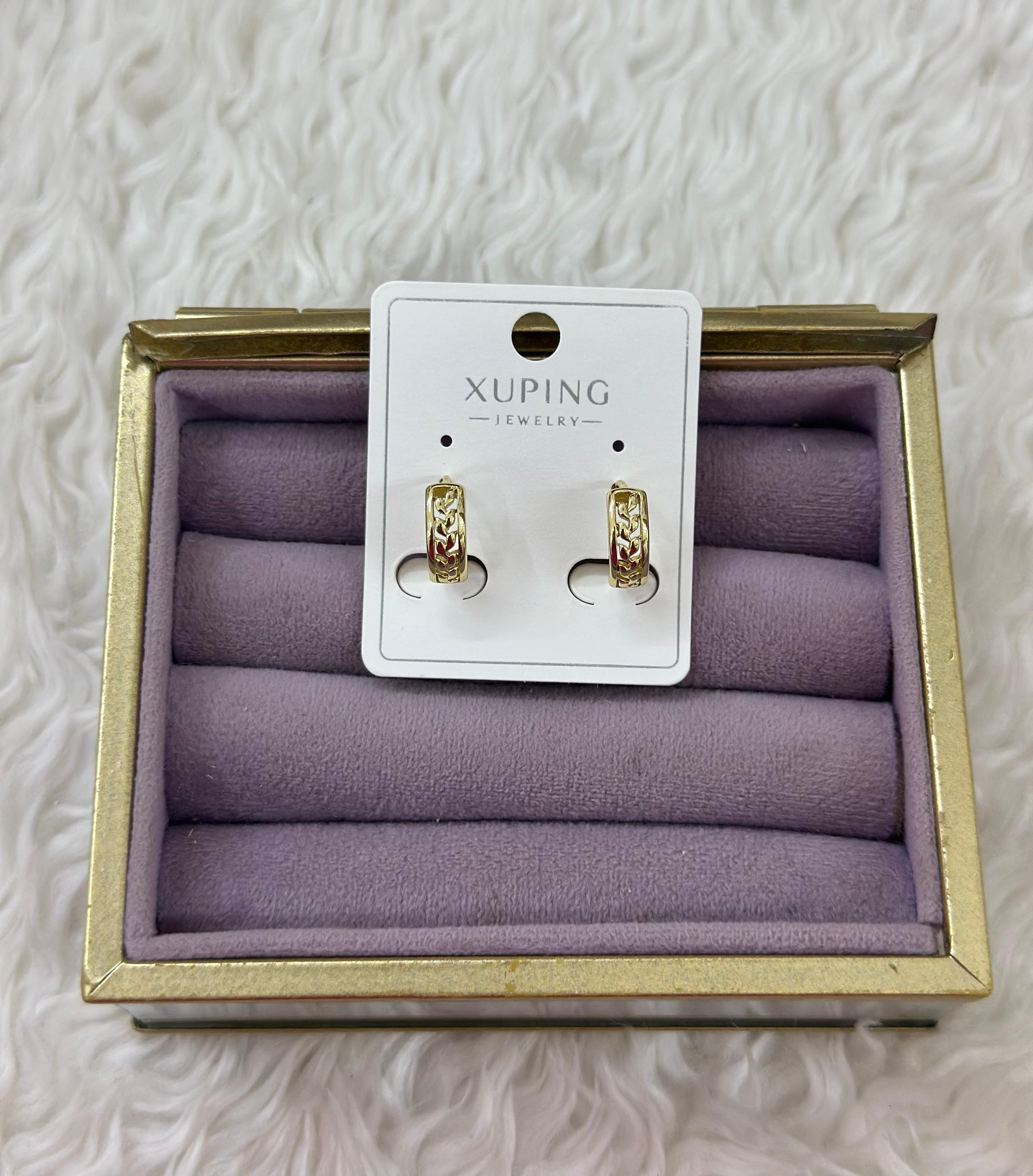 🌺 Xuping Örgü Desenli Gold Küpe 💛