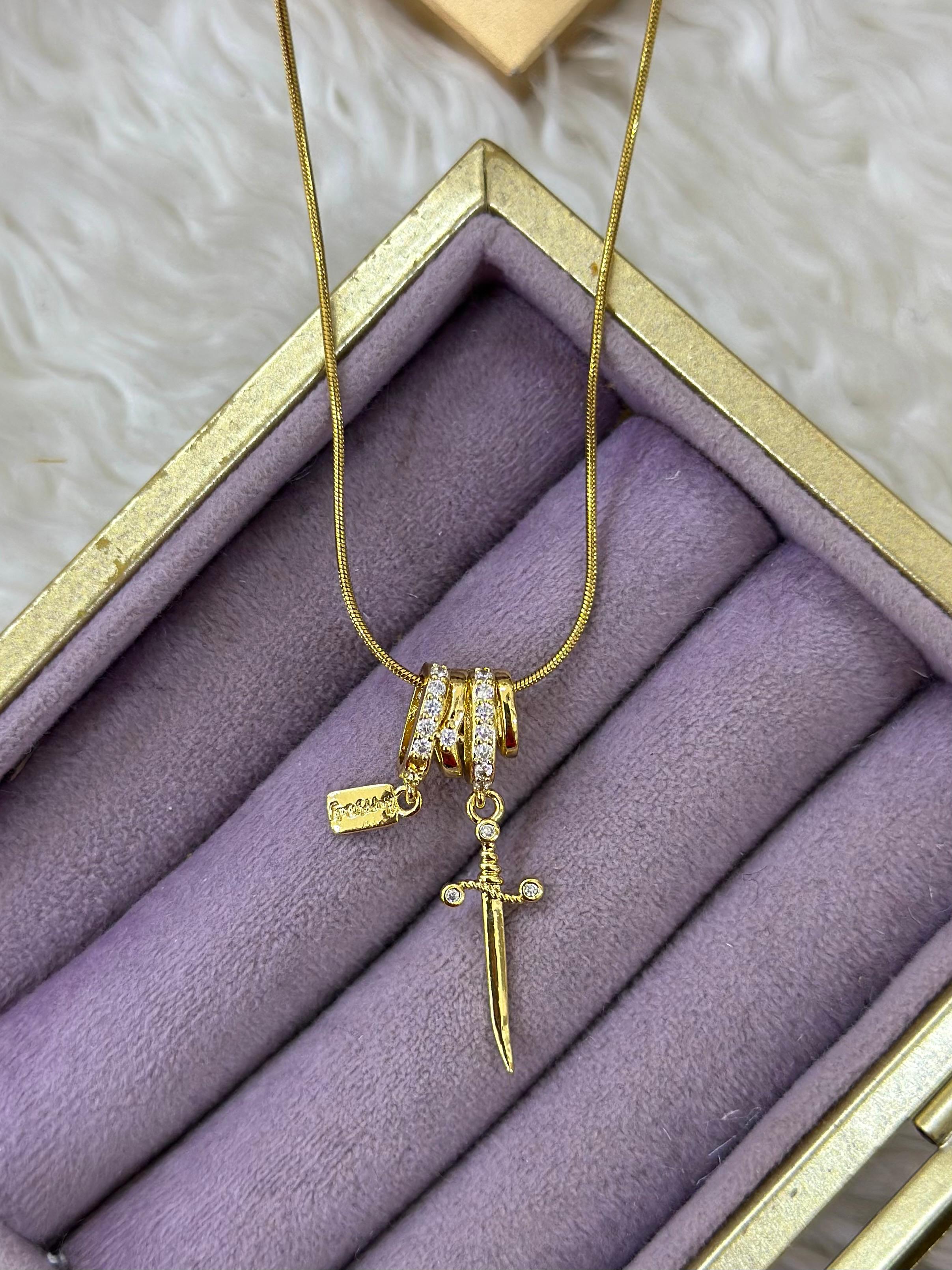 Göz Kamaştıran Parlaklık Gold Kolye! ✨👑