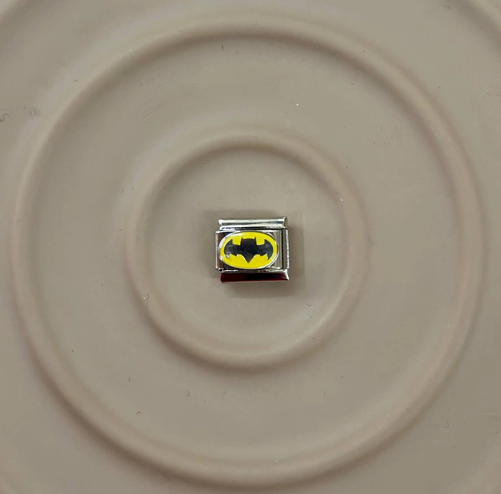 🦇 Nomination Charm: Gotham'ın Sembolü! 💛