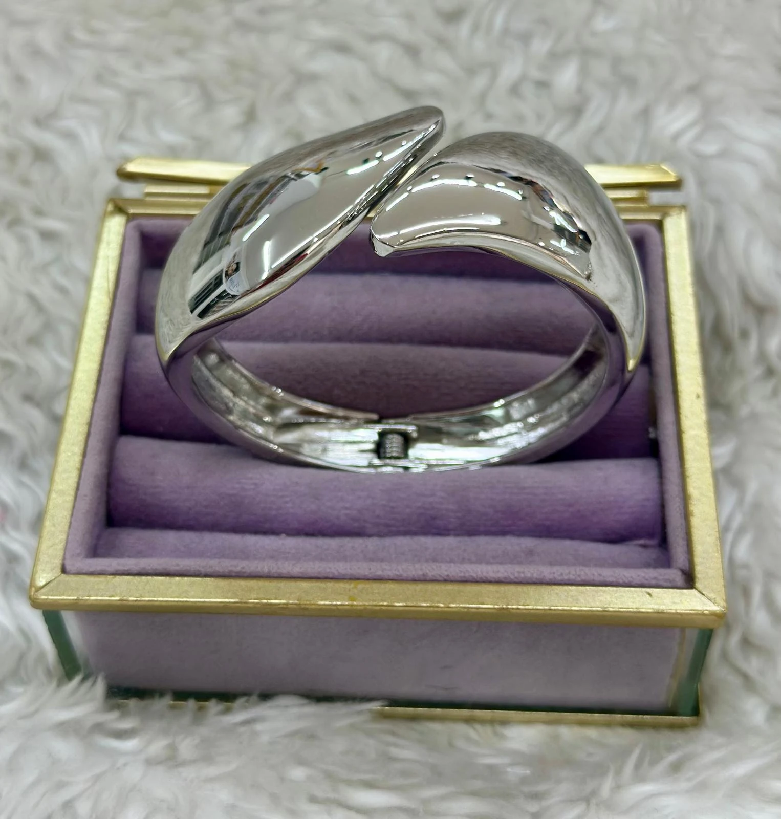 🌬️ Gümüş Esinti Cuff 💫