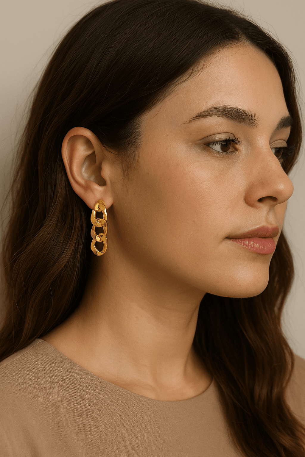 Gold Zincirli Sallantılı Çelik Küpe