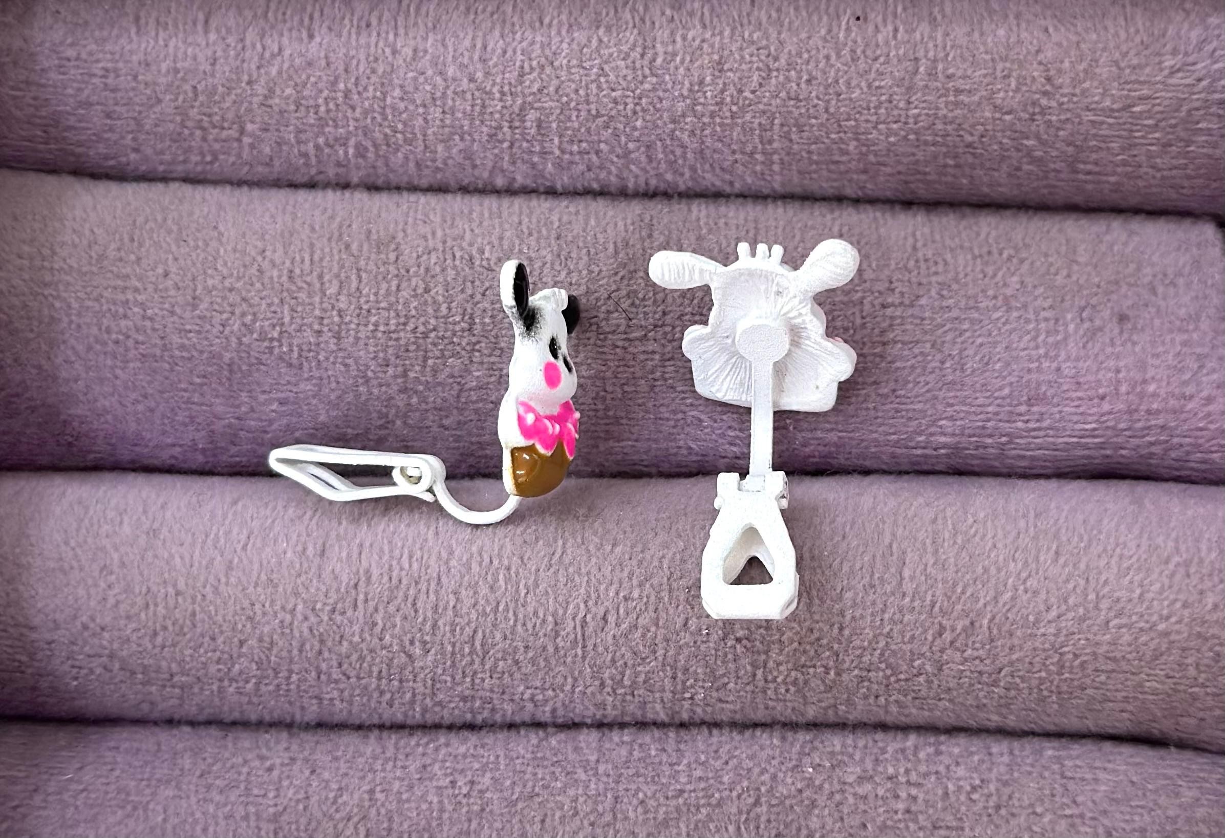  VIP Köpek Figürlü Çocuk Küpesi (açılır kapanır)