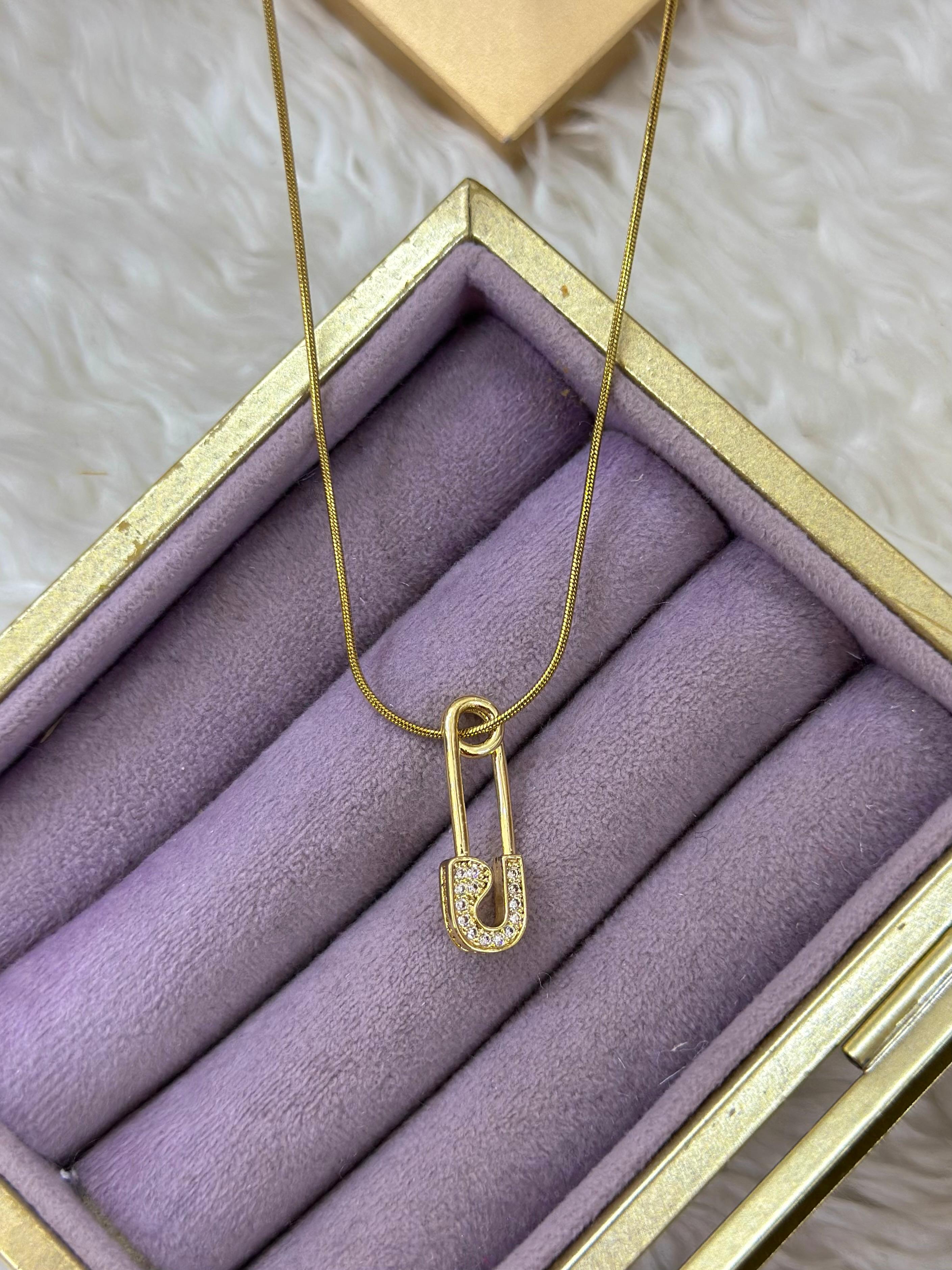 💖 Zarafet ve Şıklık Vurgusu