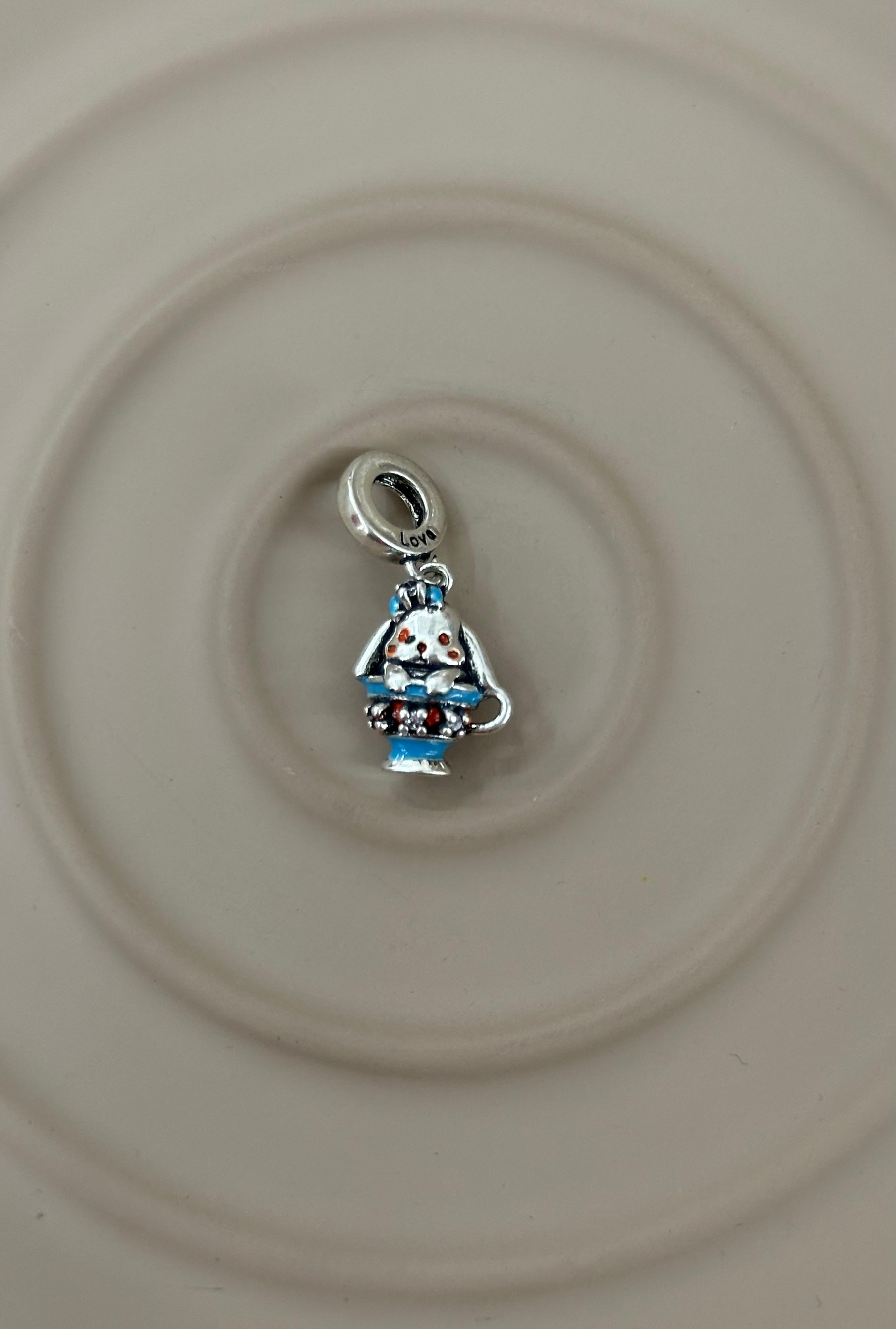 “Afternoon Tea Bunny” Çay Fincanı Charm