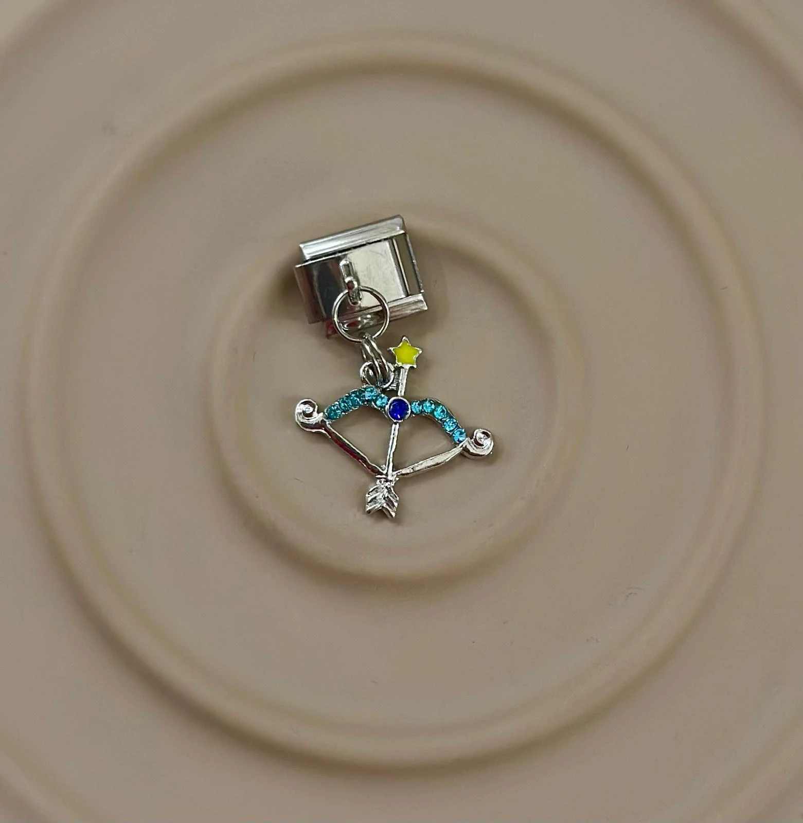 🏹 Hedefine Ulaş: Aşkın ve Kararlılığın Simgesi NOMINATION CHARM! 🎯