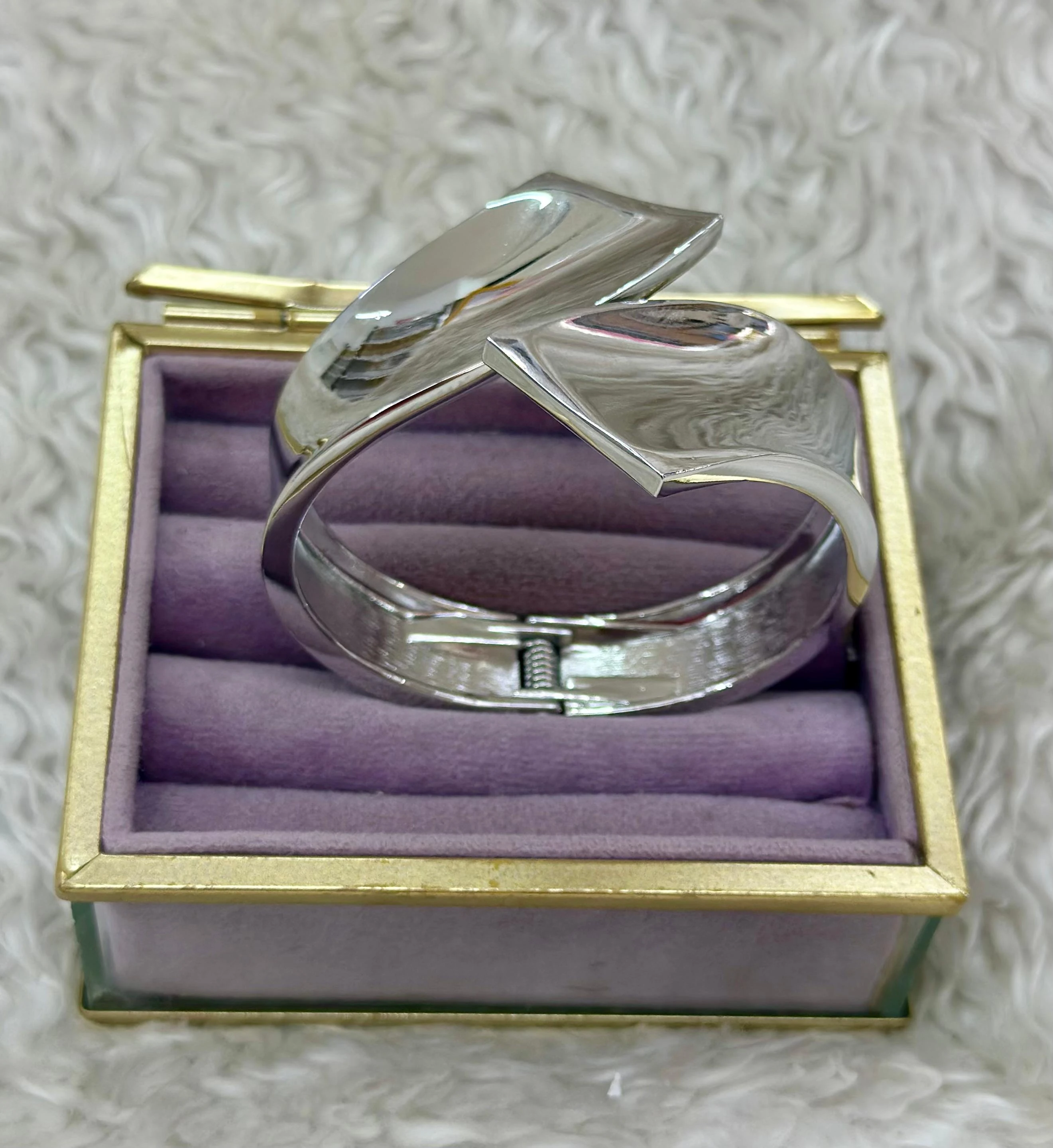 🧊 Keskin Fiyonk Bileklik 🤍