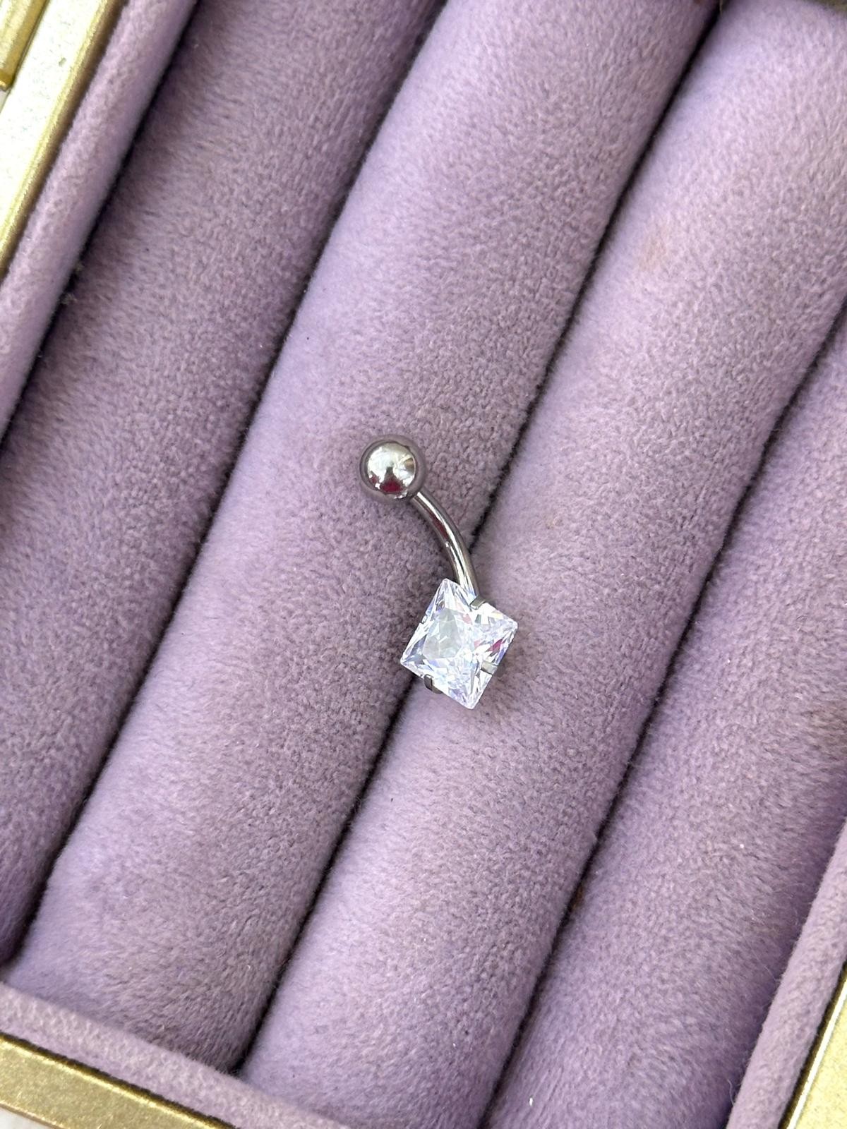 ✨ Prenses Işıltı Çelik Göbek Piercing ✨