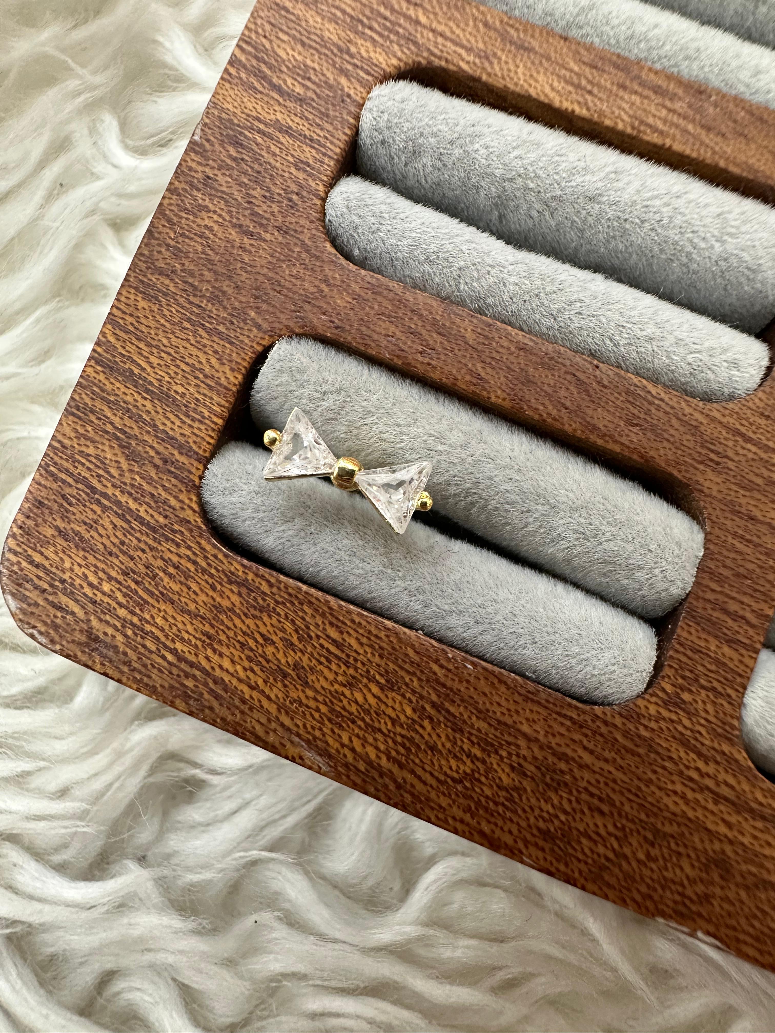 🎀💰💛 ZARAFETİN HEDİYESİ: GOLD KURDELE PIERCING