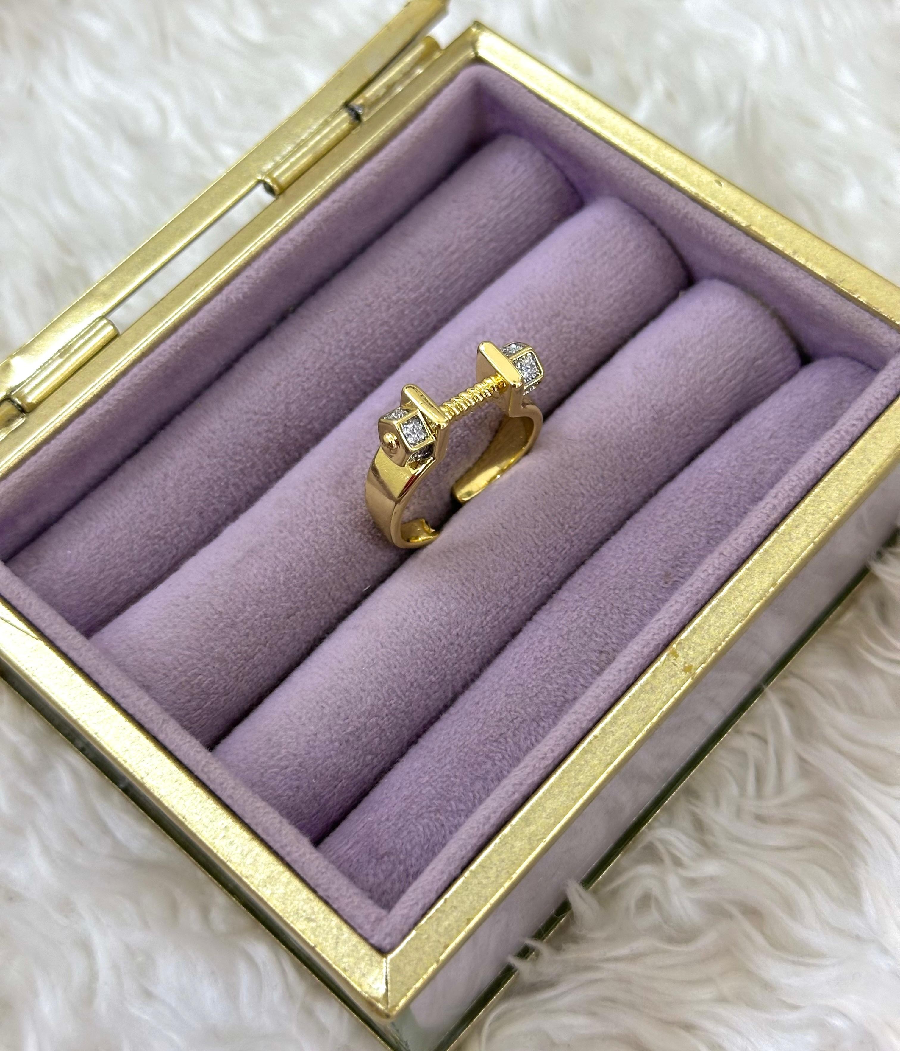  Vida Taşlı Çelik Yüzük (Gold)