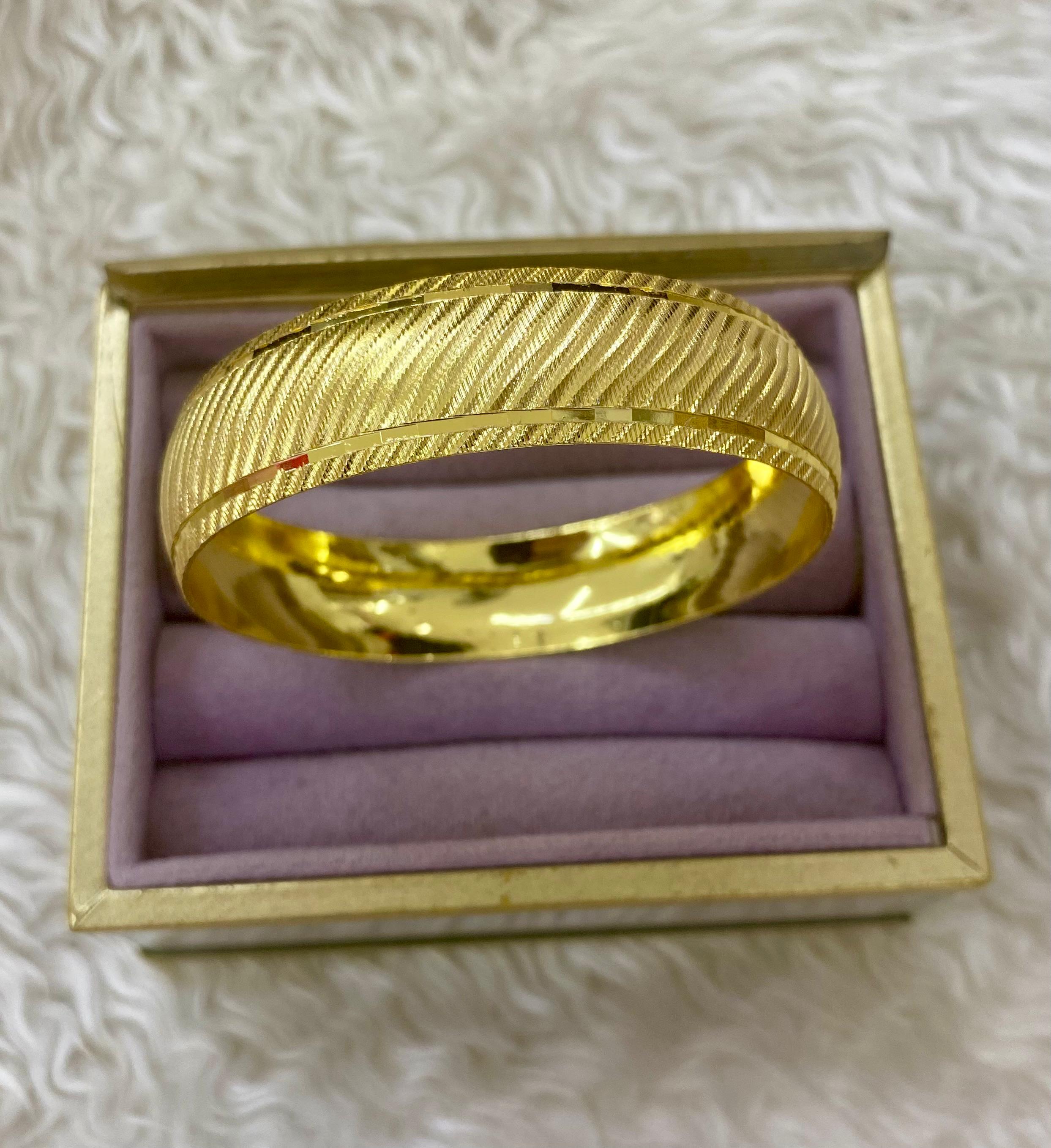 "Ritim" Desenli Geniş Kelepçe Bilezik (60mm)