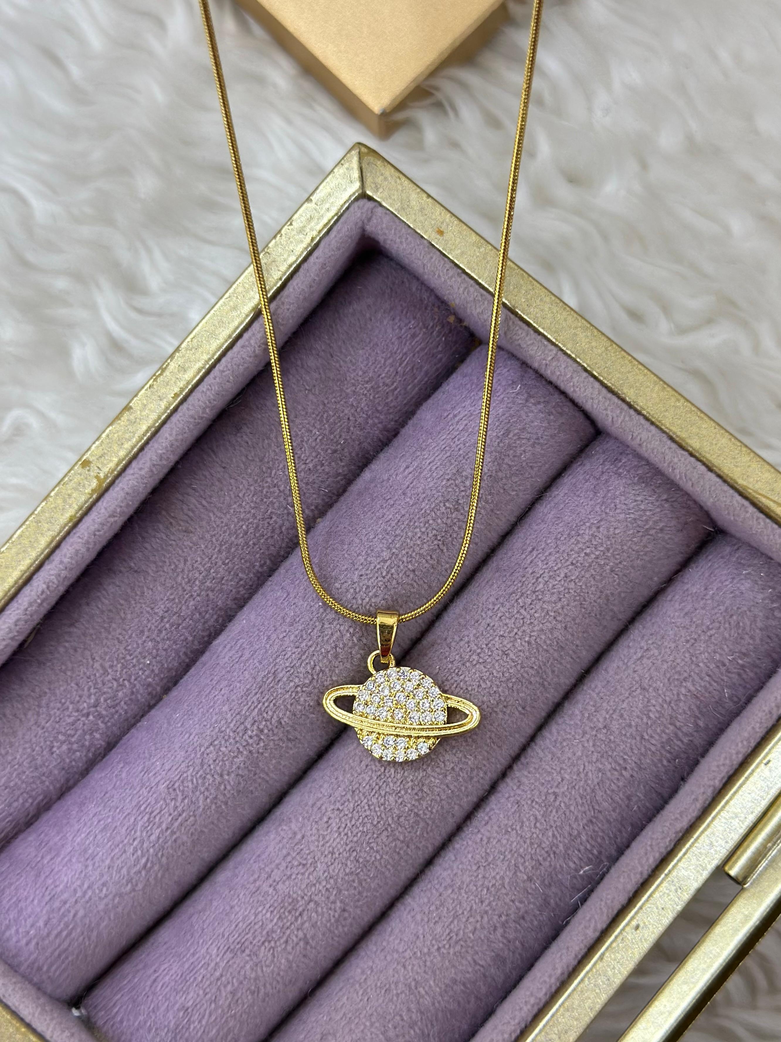 🪐 Gezegen Işıltısı Kolye 