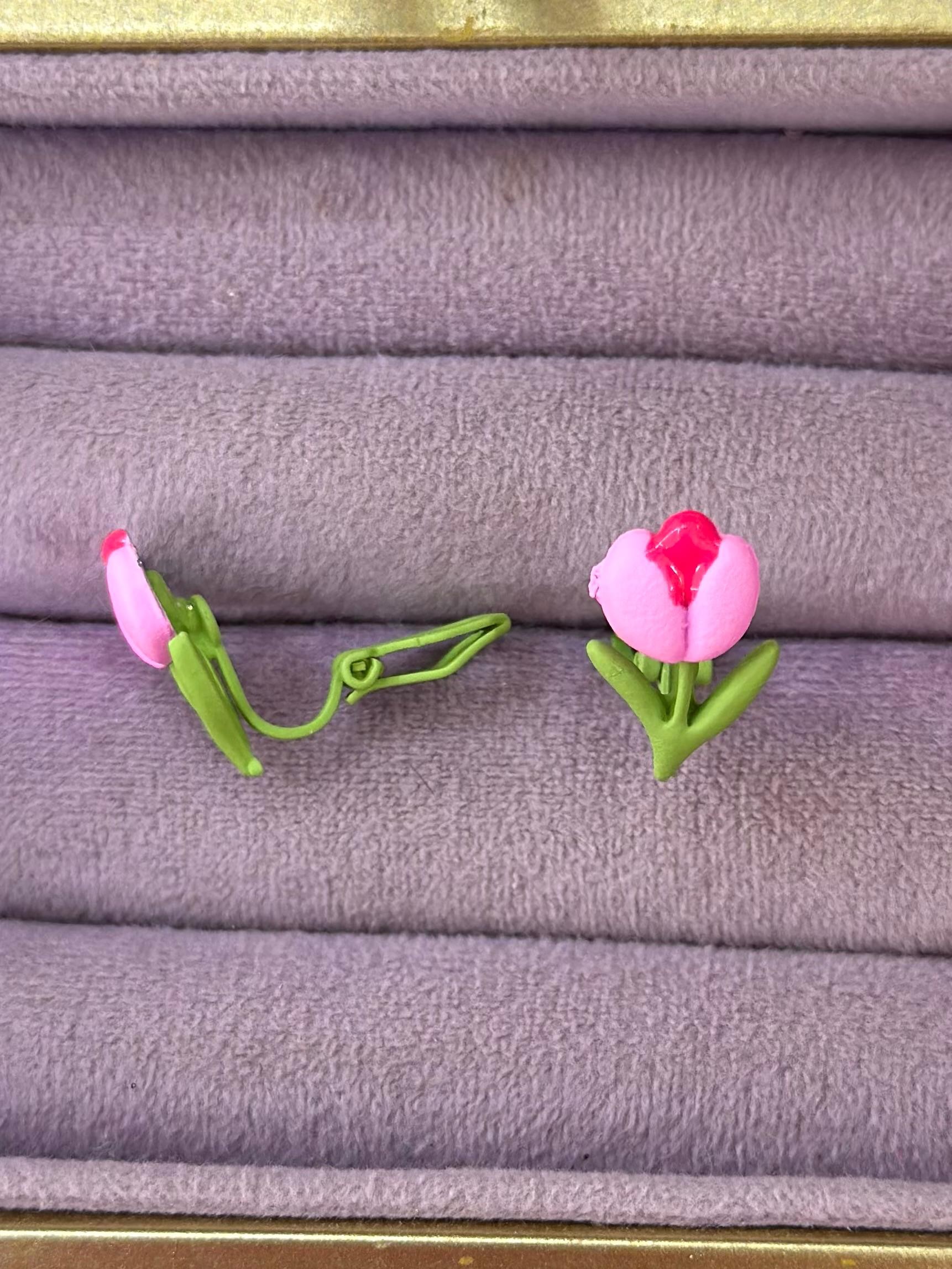 VIP Pembe Çiçek Figürlü Çocuk Küpesi (Açılır-Kapanır Klipsli)