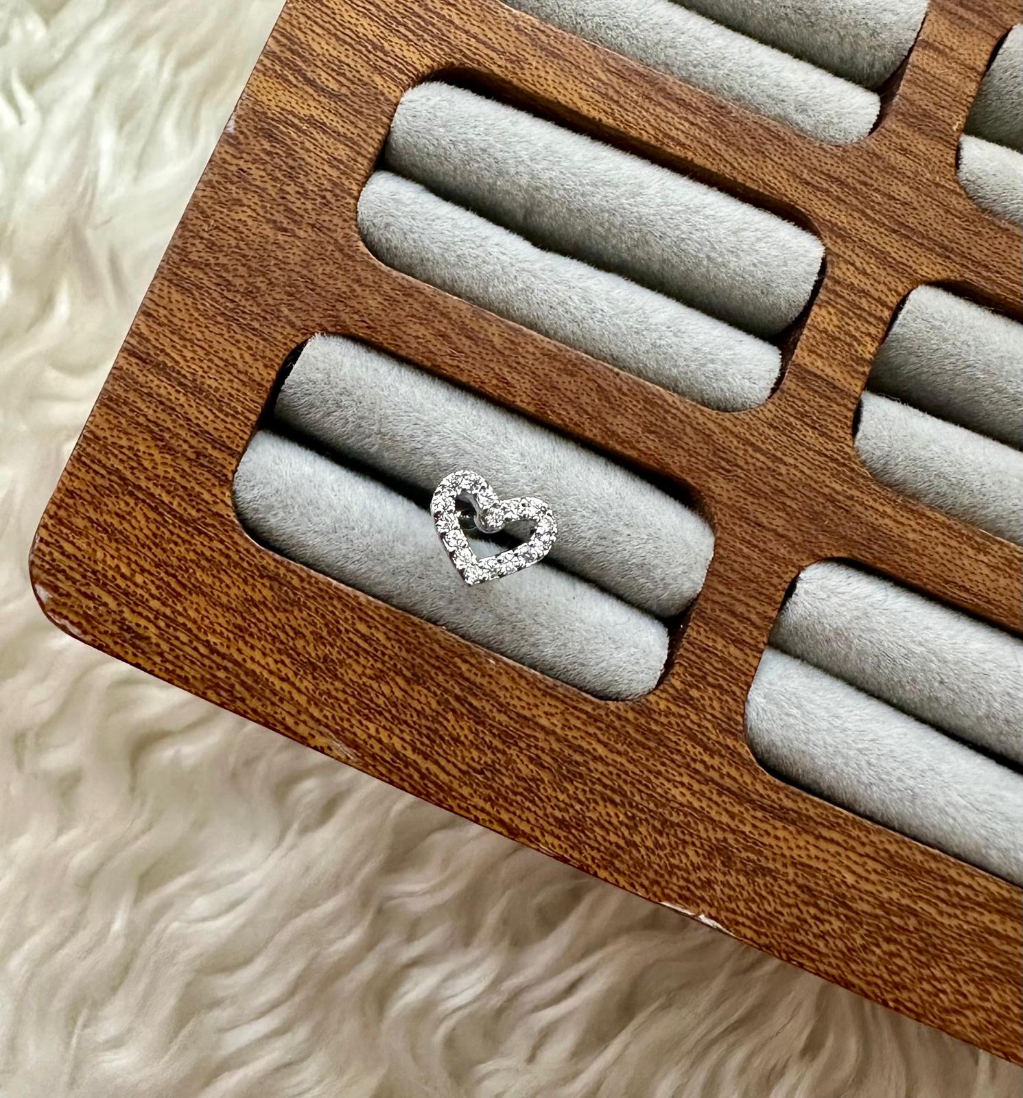 🖤 Minimal Kalp Piercing