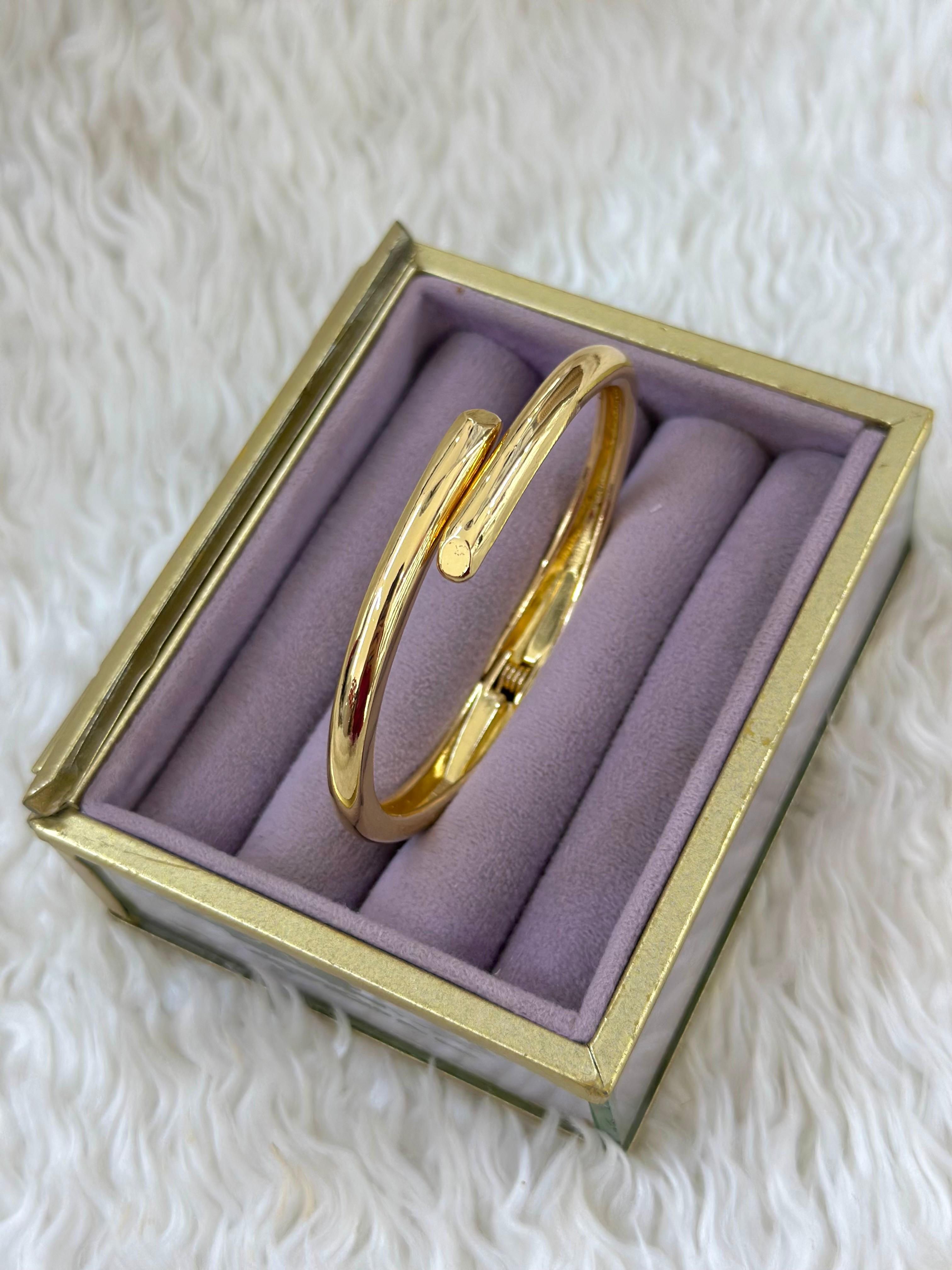 ✨ VIP Minimal Altın Bileklik ✨
