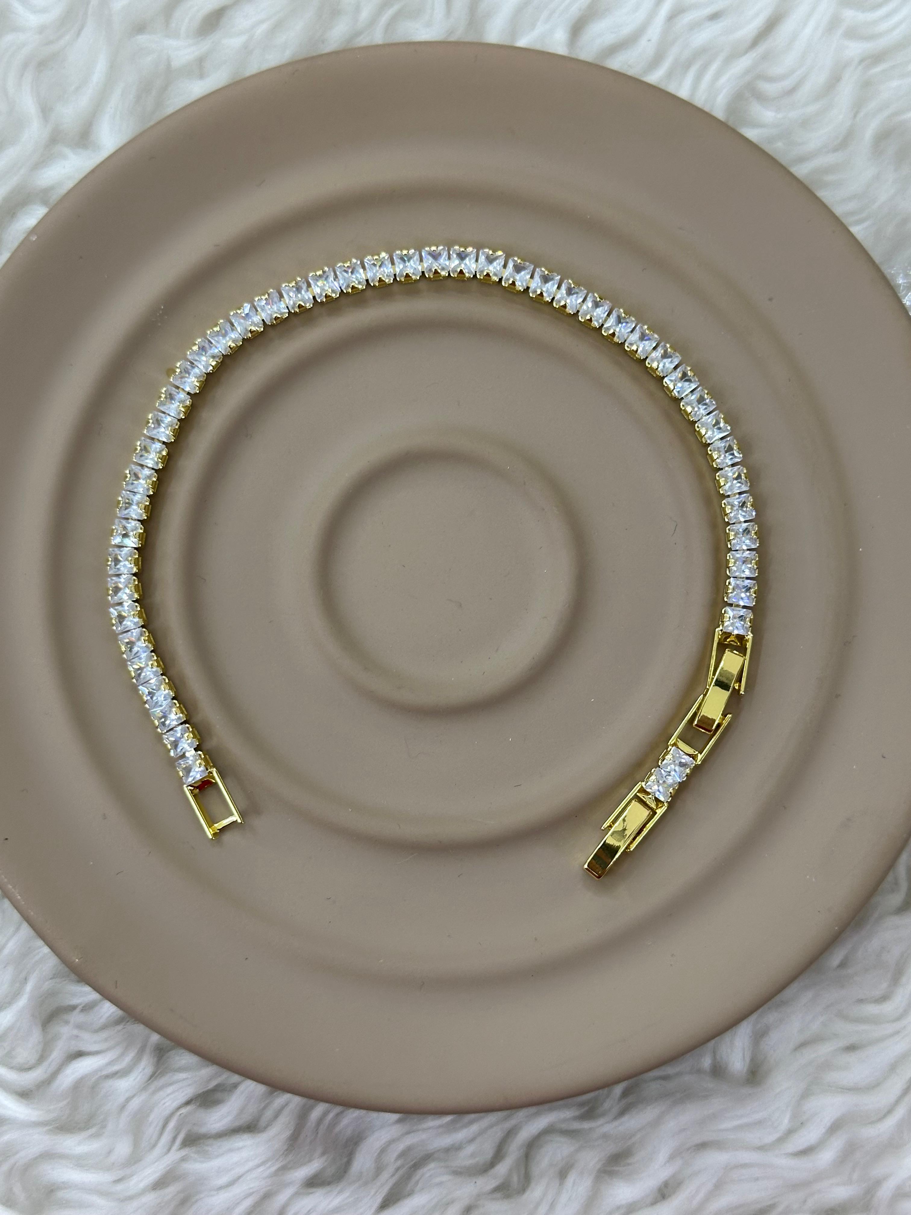 💖 Gold Su Yolu: İhtişamlı Zarafetin Altın İmzası 💛