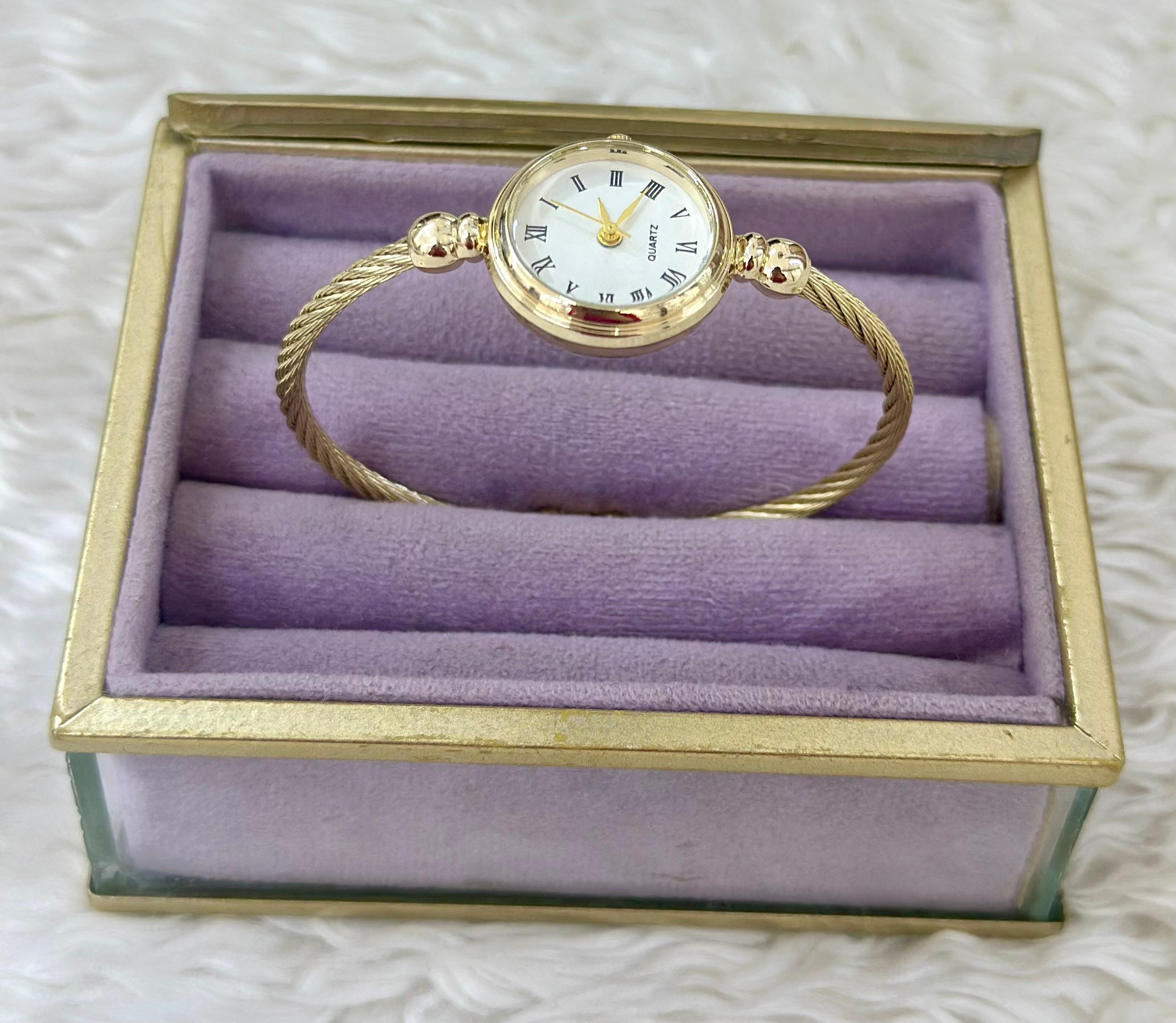 Altın Tonlu Roma Rakamlı Bilezik Saat 🌟