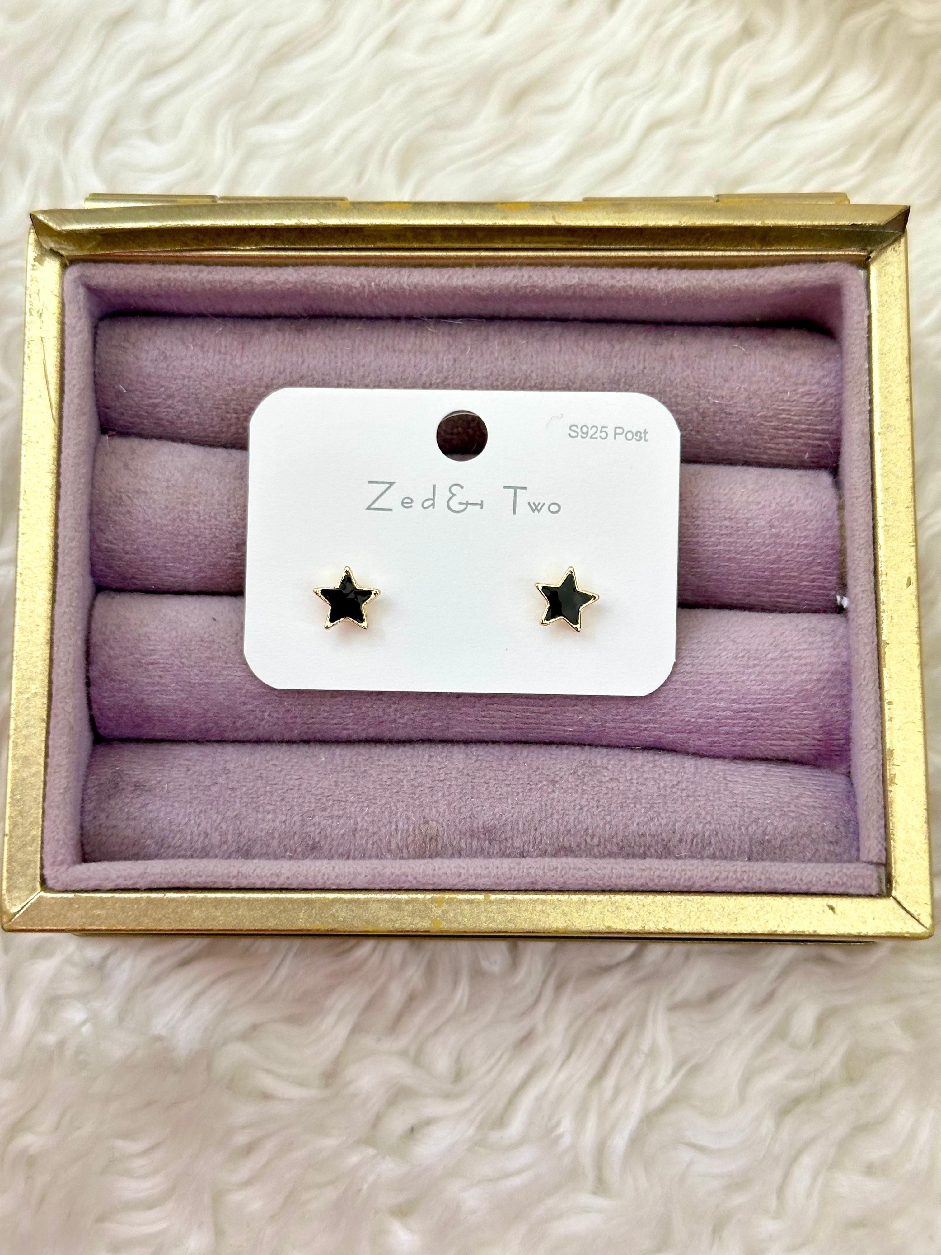 Sonsuz Şıklık: Siyah Yıldız Küpeler! ⭐✨