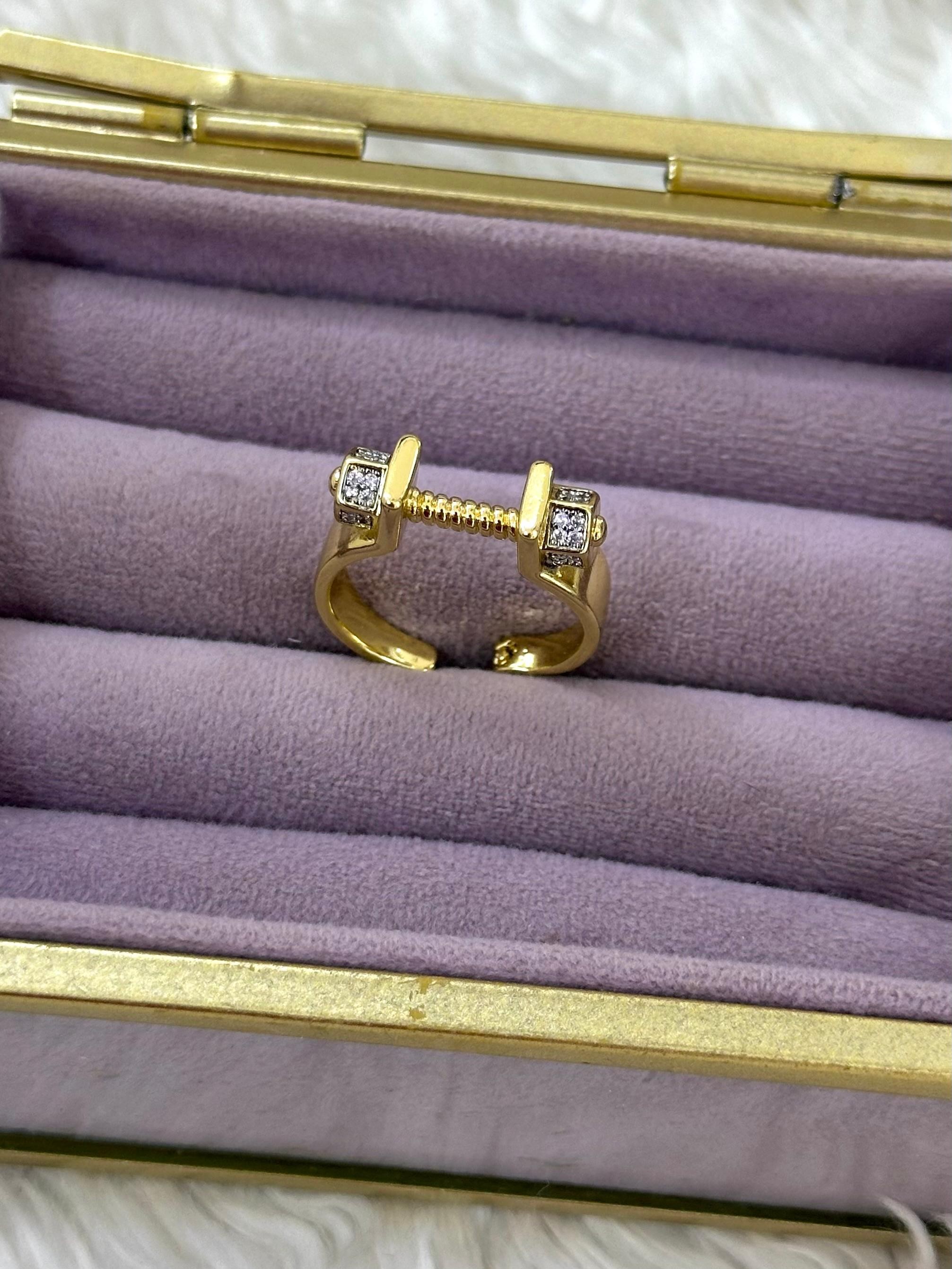  Vida Taşlı Çelik Yüzük (Gold)