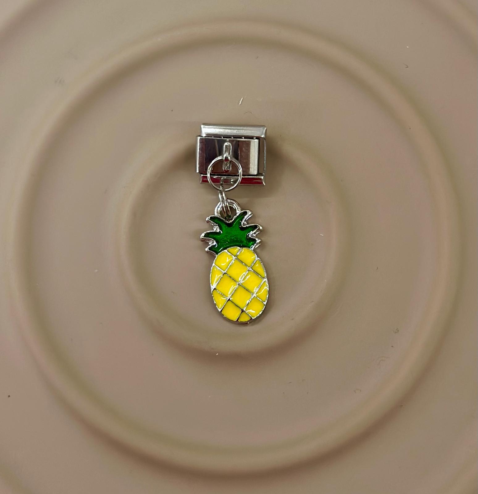 🍍 Yaz Neşesi: Egzotik ANANASLI NOMINATION CHARM! ☀️