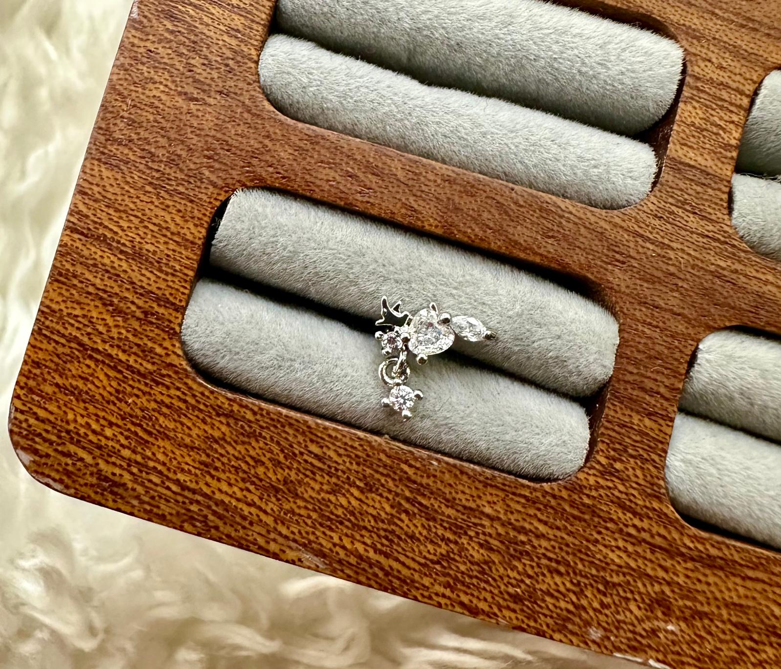 ✨ Gökyüzü Fısıltısı: Yıldız ve Hilal Piercing ✨