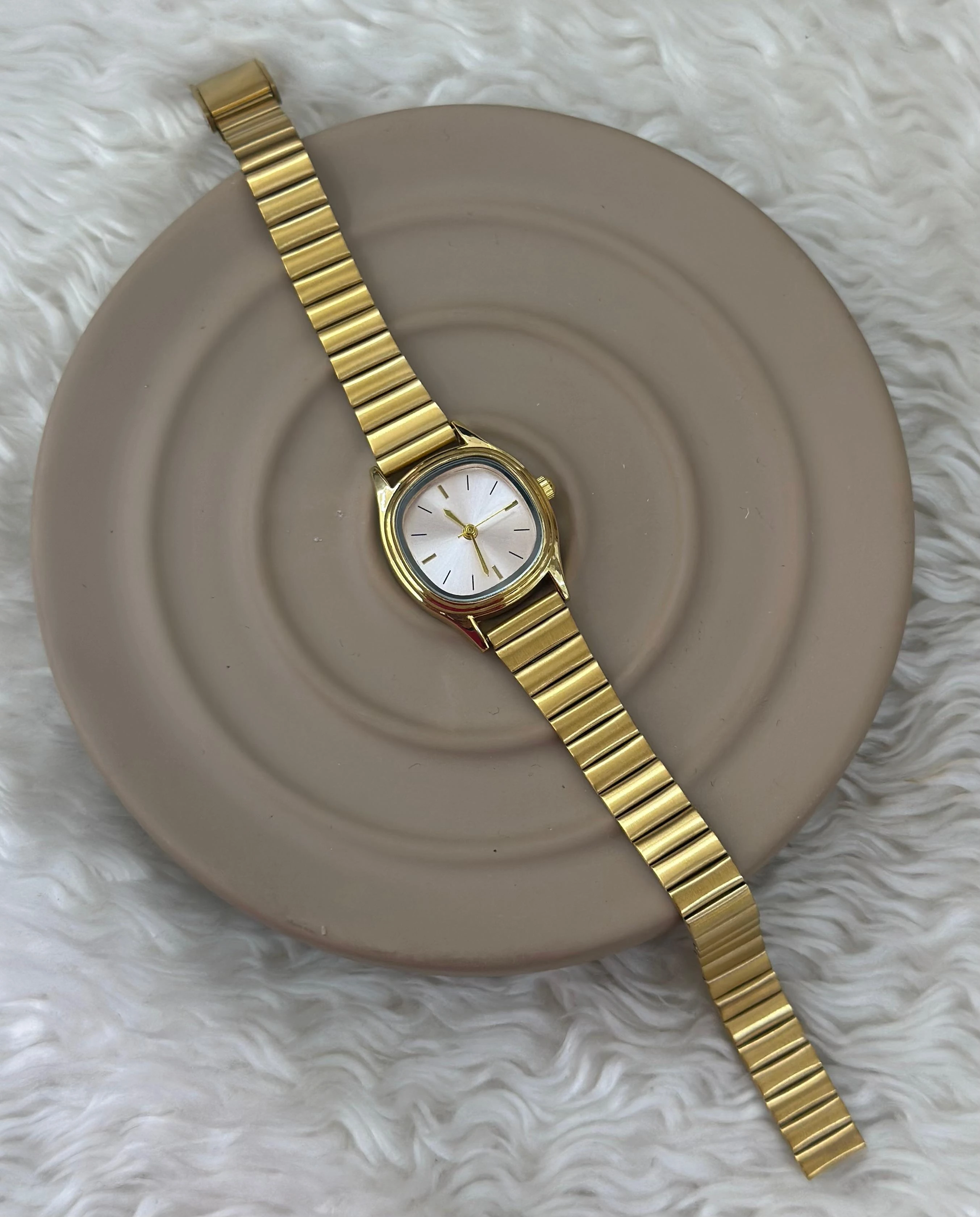  KÖŞELİ KASA MİNİMAL SAAT 🥇