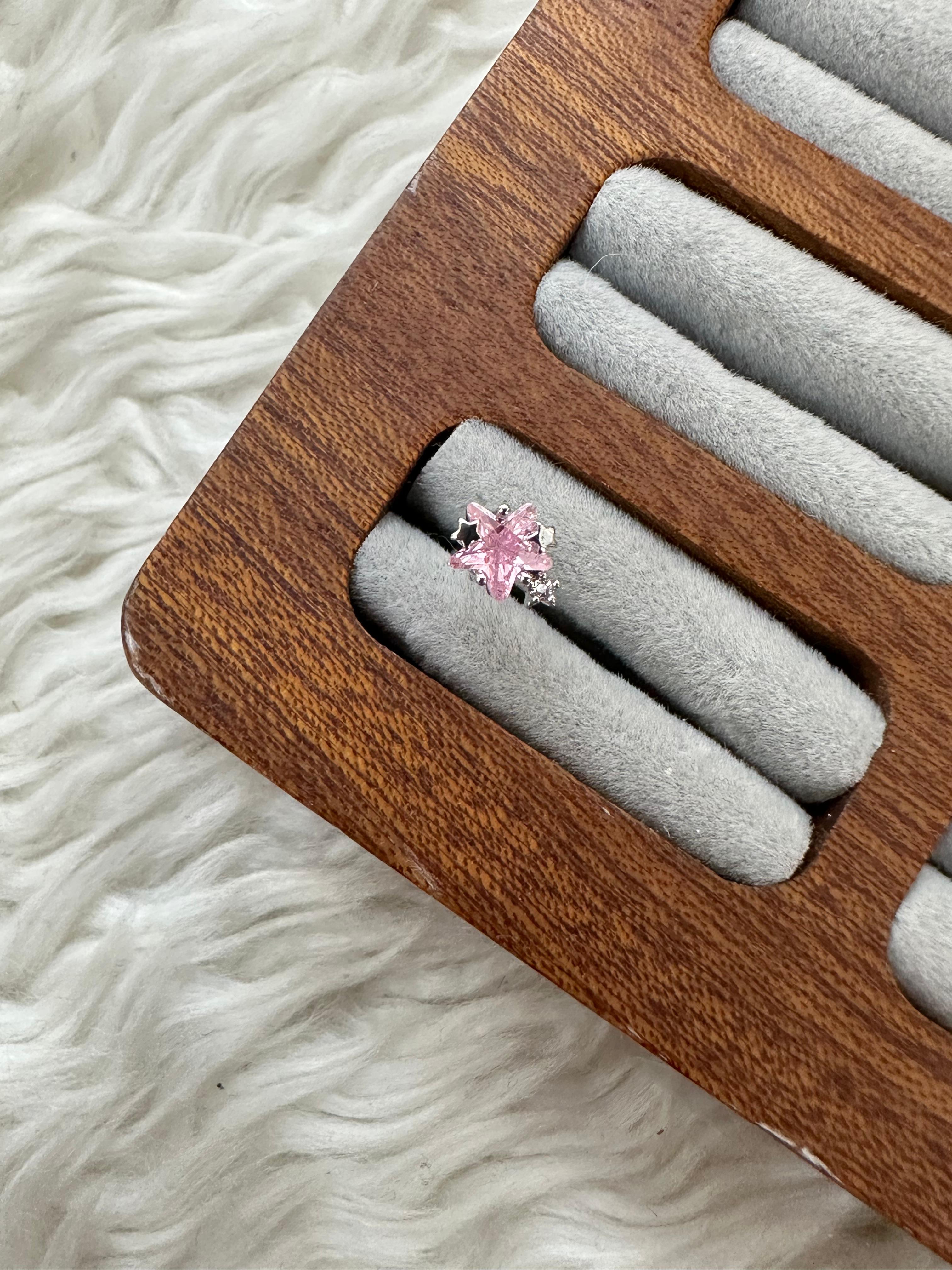 Piercing Estetiği: Tarzını Yansıt! ✨